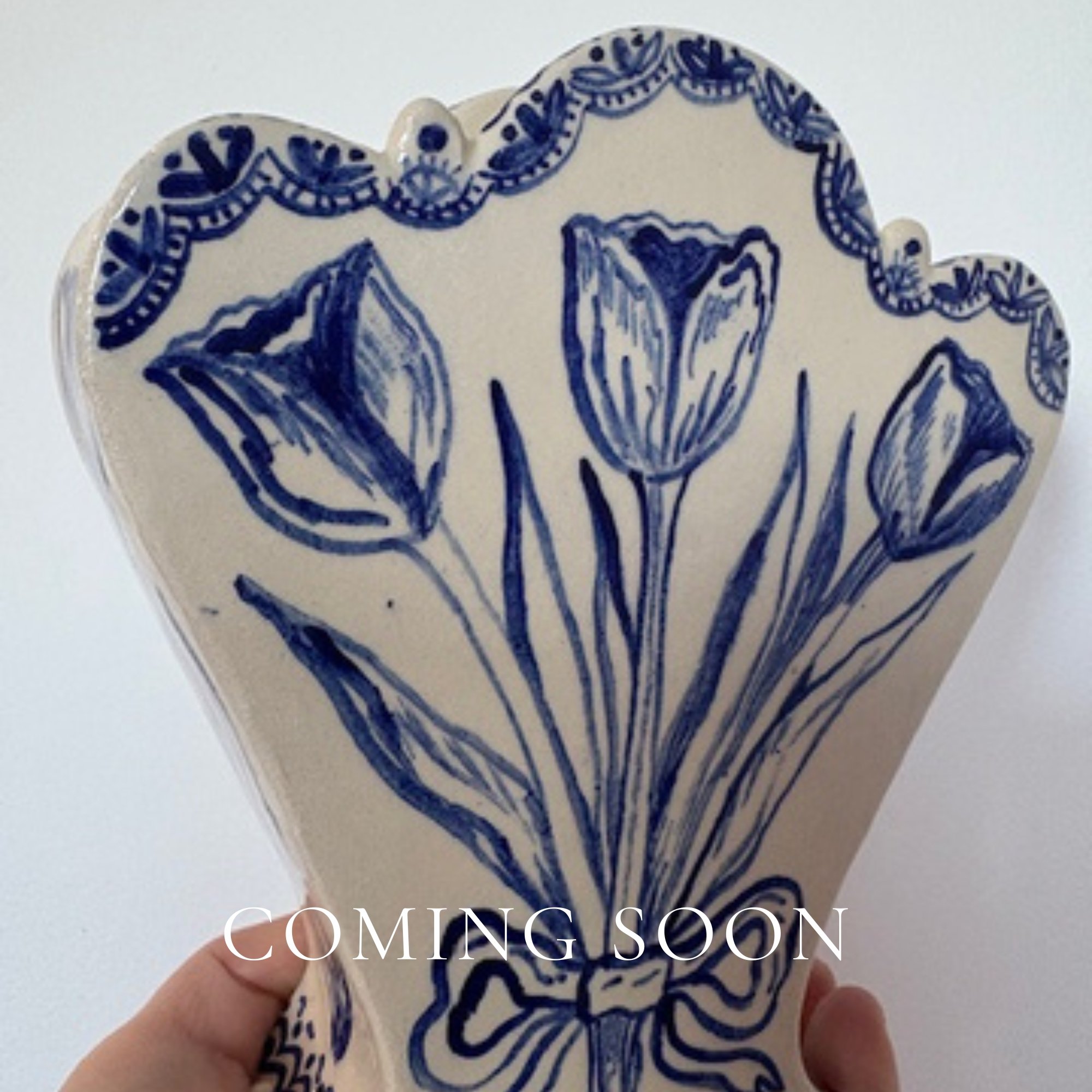 LAURA WINSTONE - ROMANTIC HEART VASE