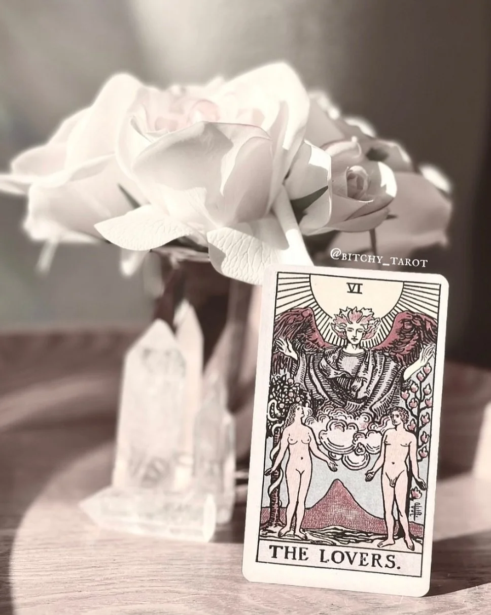 Are your choices guided by wisdom or by impulse? 

#theloverscard #tarot #messageoftheday #riderwaite