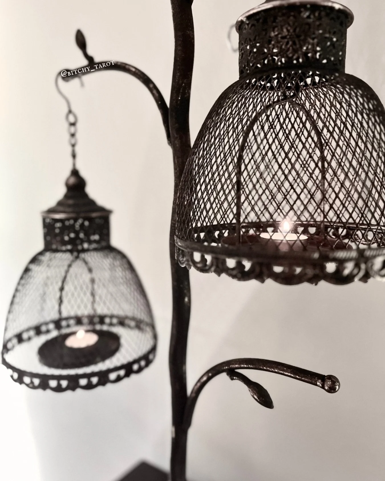 It&rsquo;s summer here in Australia, however - it&rsquo;s about to snow. Time to get cosy and light some candles 🥰 yay 

#cosyliving #cosyvibes #aussiesummer