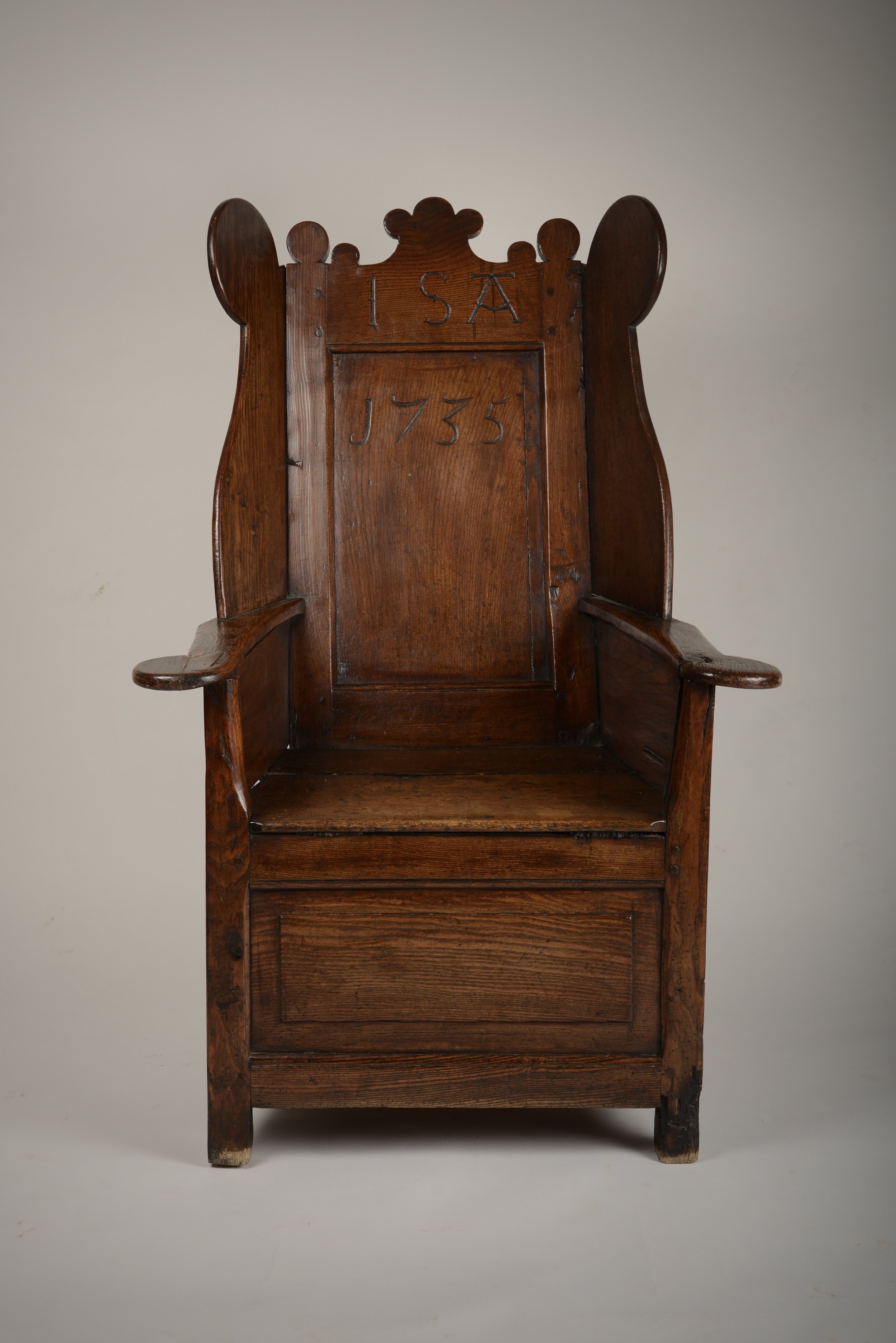 Welsh lambing chair a.jpeg