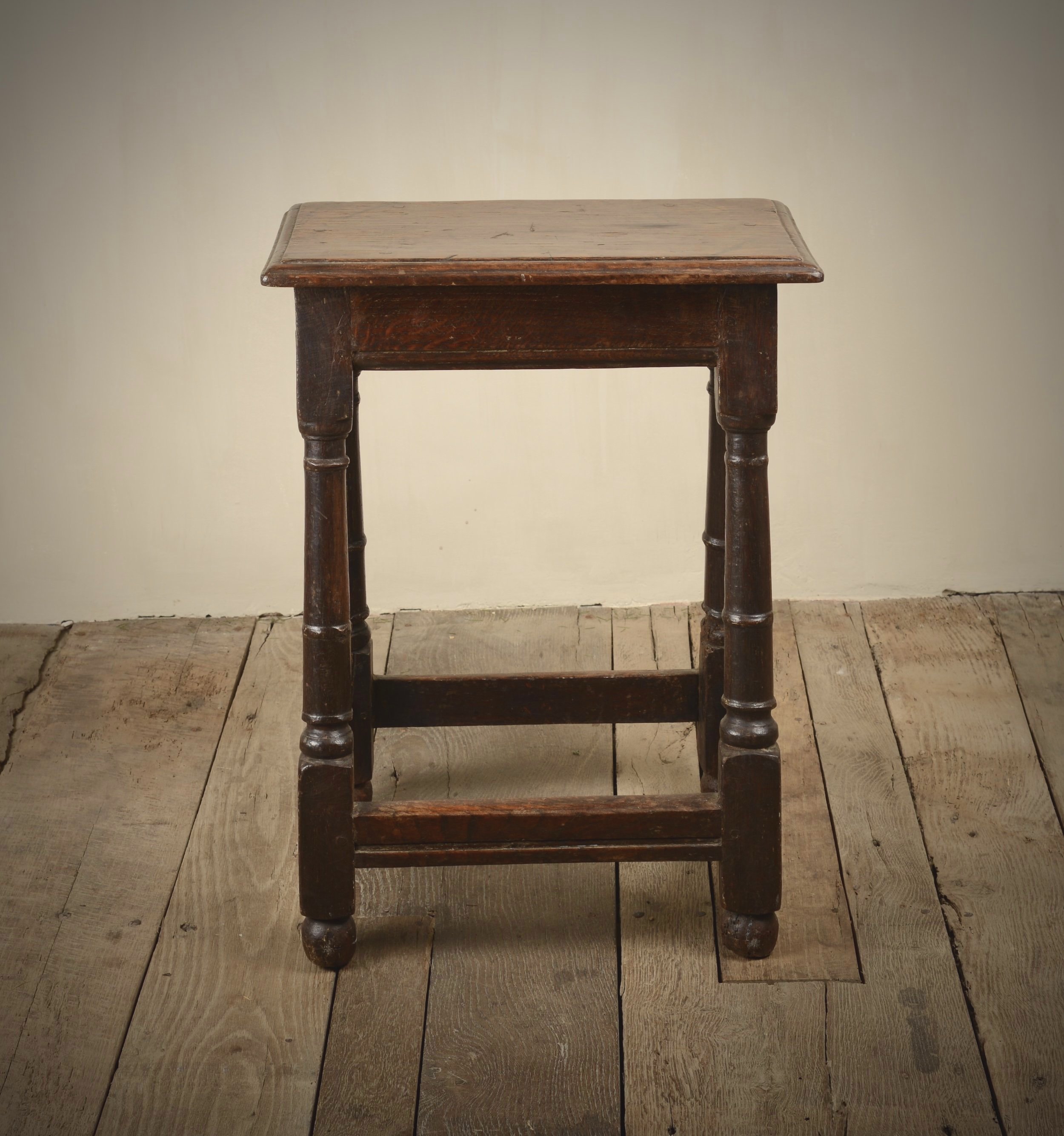 joint+stool+3a.jpg