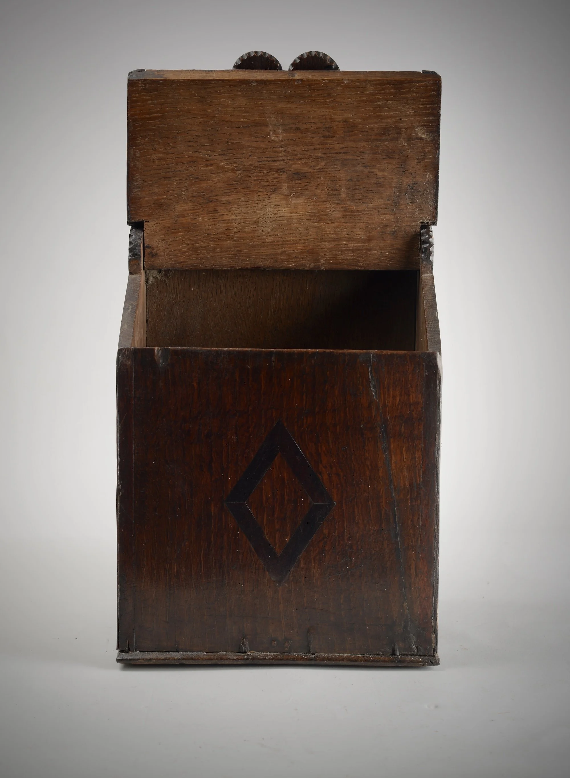 salt box c.jpeg