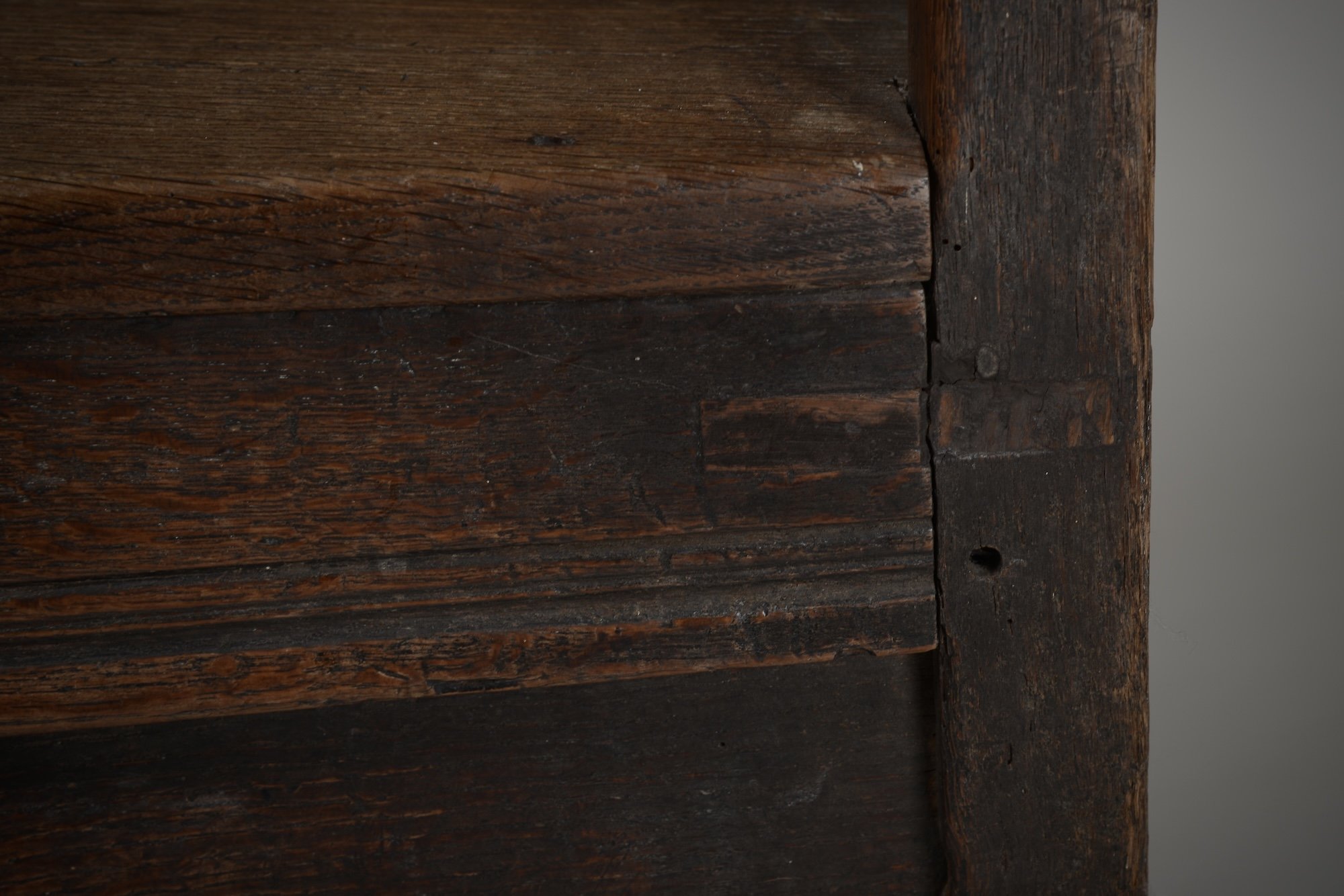 elizabethan chair b.jpeg
