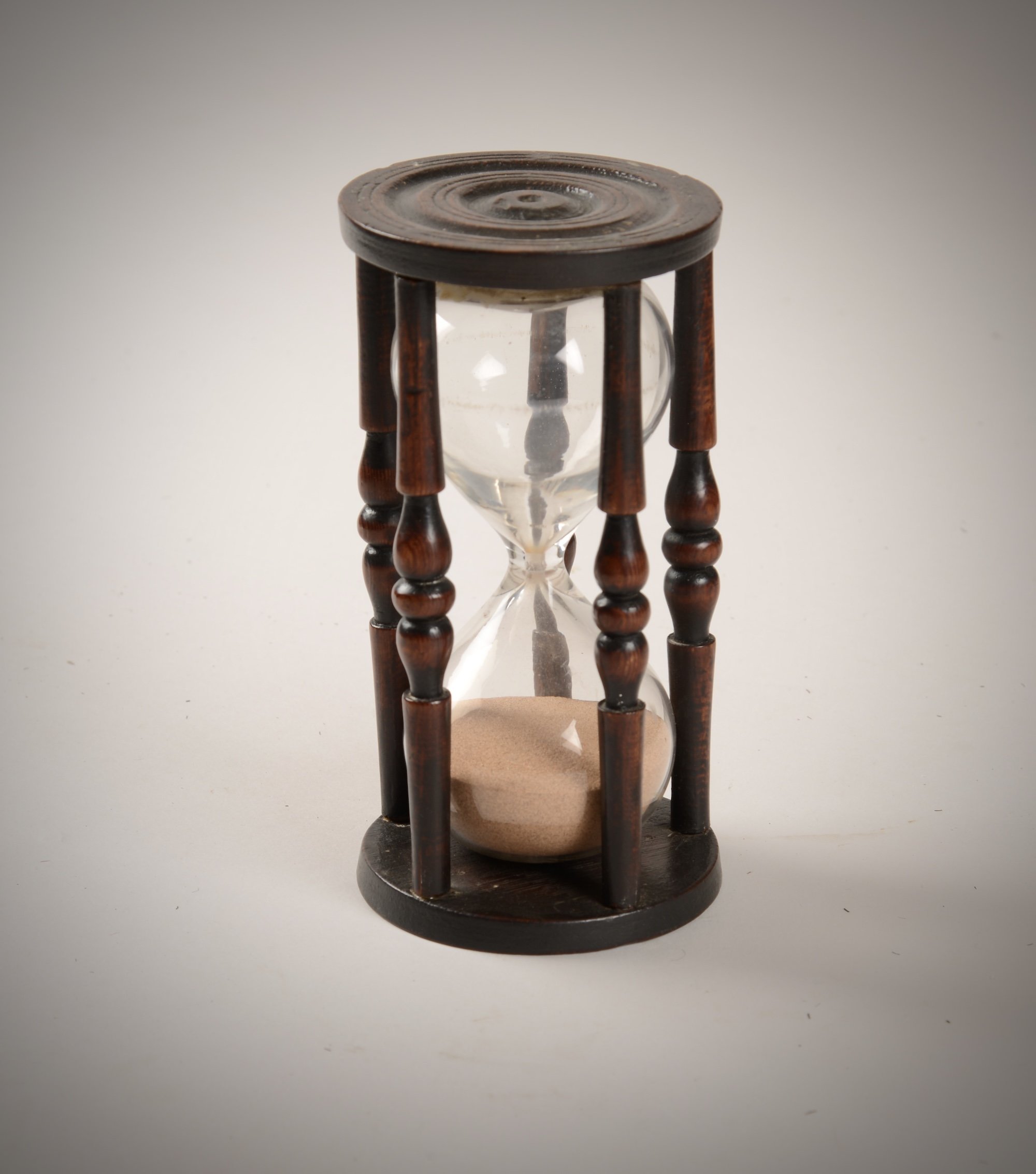 hour glass.jpeg