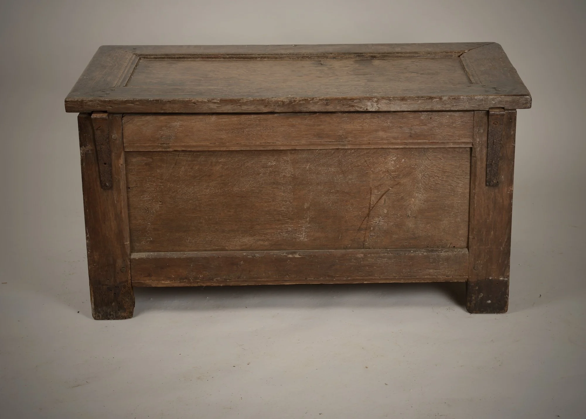 C16th chest c.jpeg