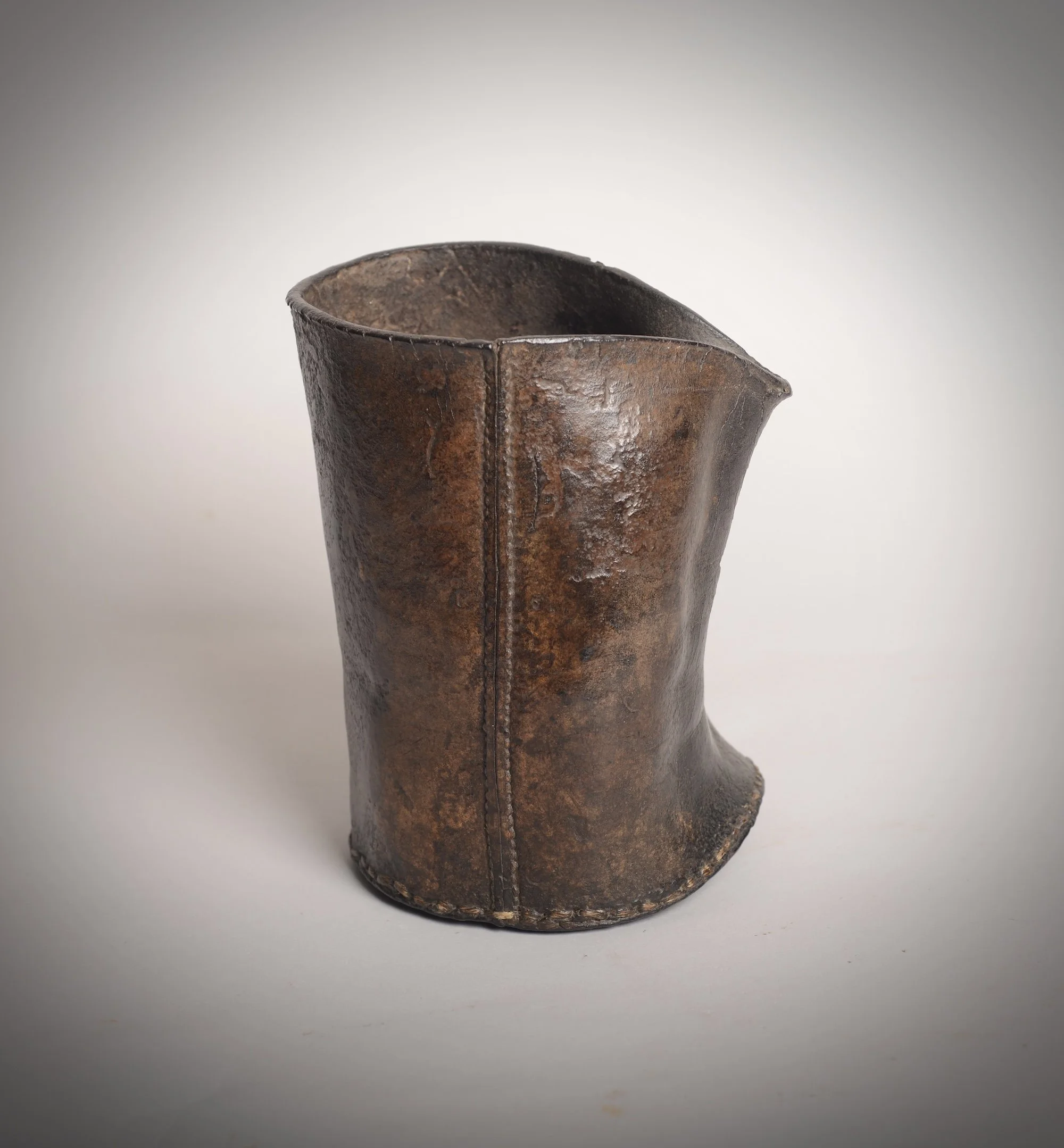 leather bottlejack a.jpeg