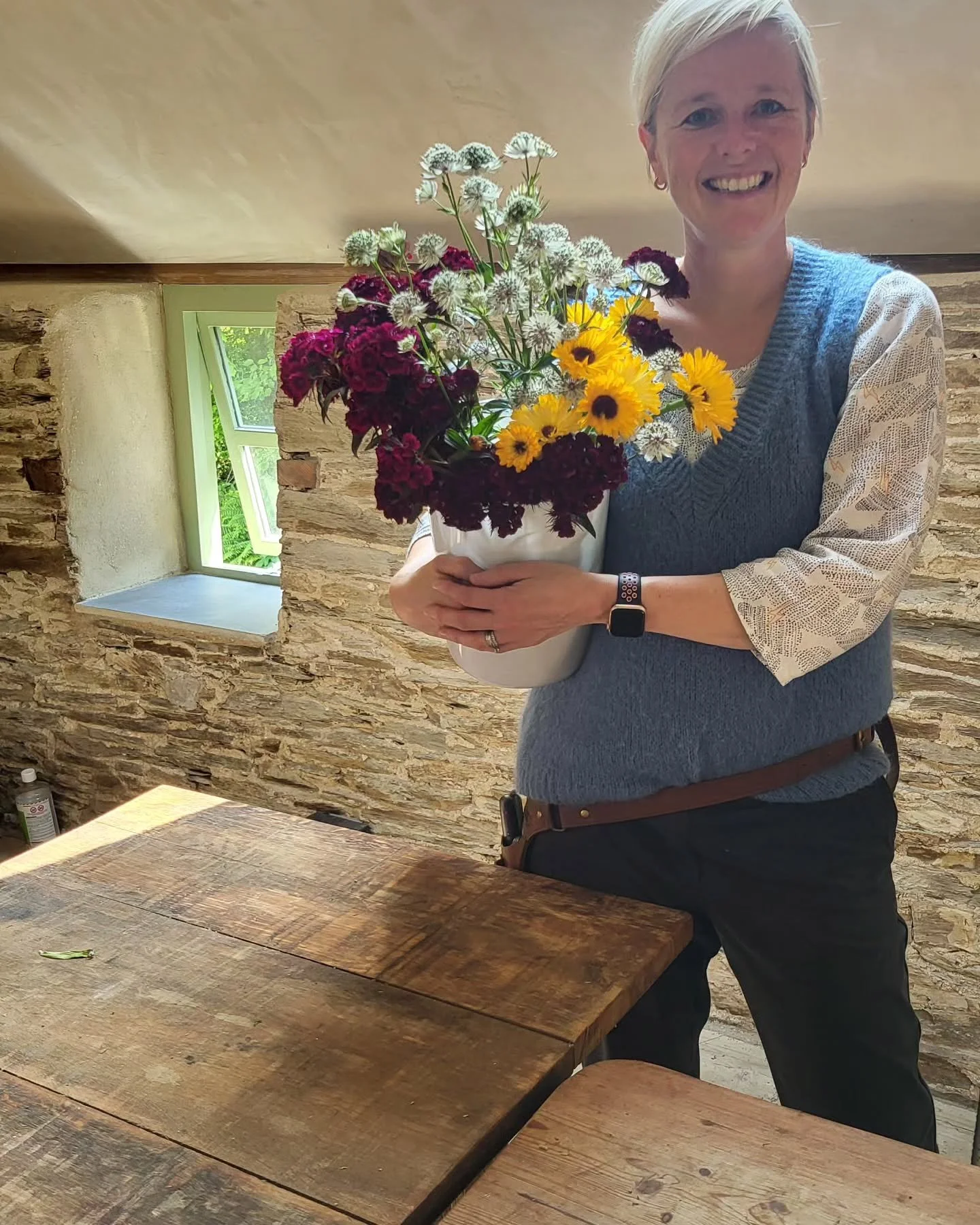 Introducing our 'Flowers for the weekend' buckets! Each bucket will contain enough flowers for 2 arrangements, ready for you to add foliage from your garden.  Available for collection from the farm for only &pound;10. Please DM us to arrange collecti