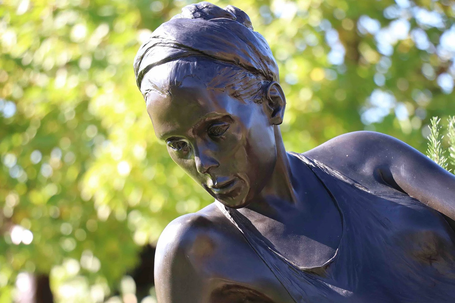 bronze-sculpture-young-woman-reclining-v2.jpg
