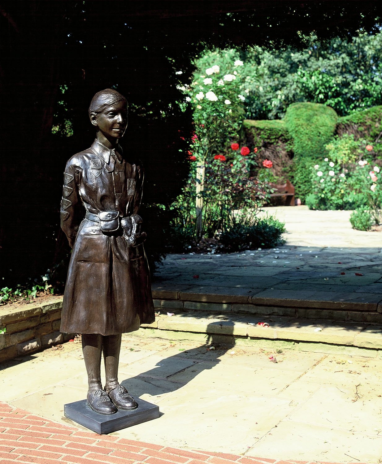 bronze-sculpture-the brownie.jpg