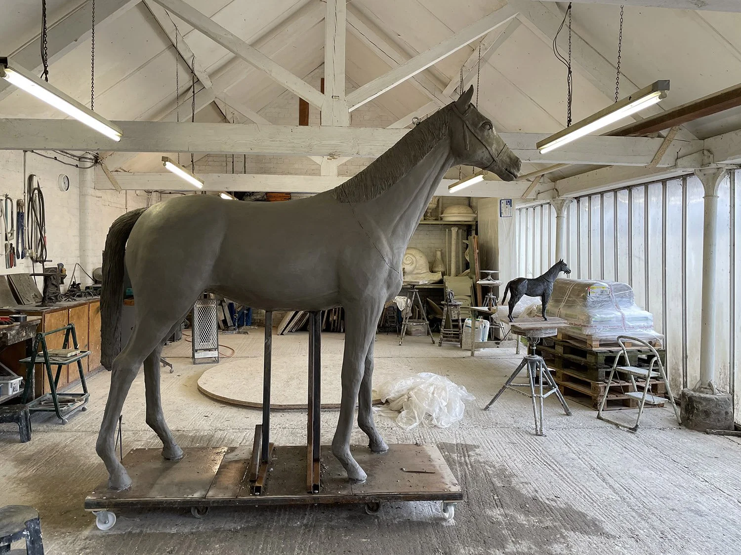 life-size-horse-standing-05.jpg