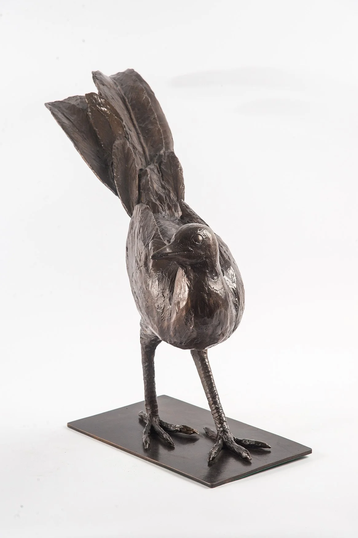 female-lyre-bird-bronze-sculpture-v03.jpg