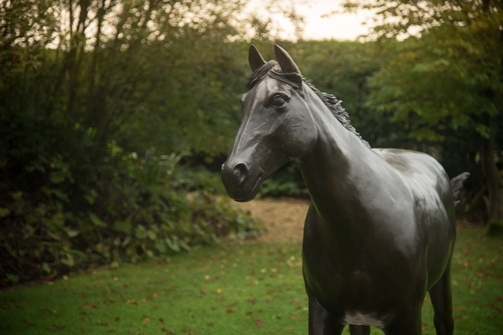 bronze-sculpture-horse-mare-04.jpg