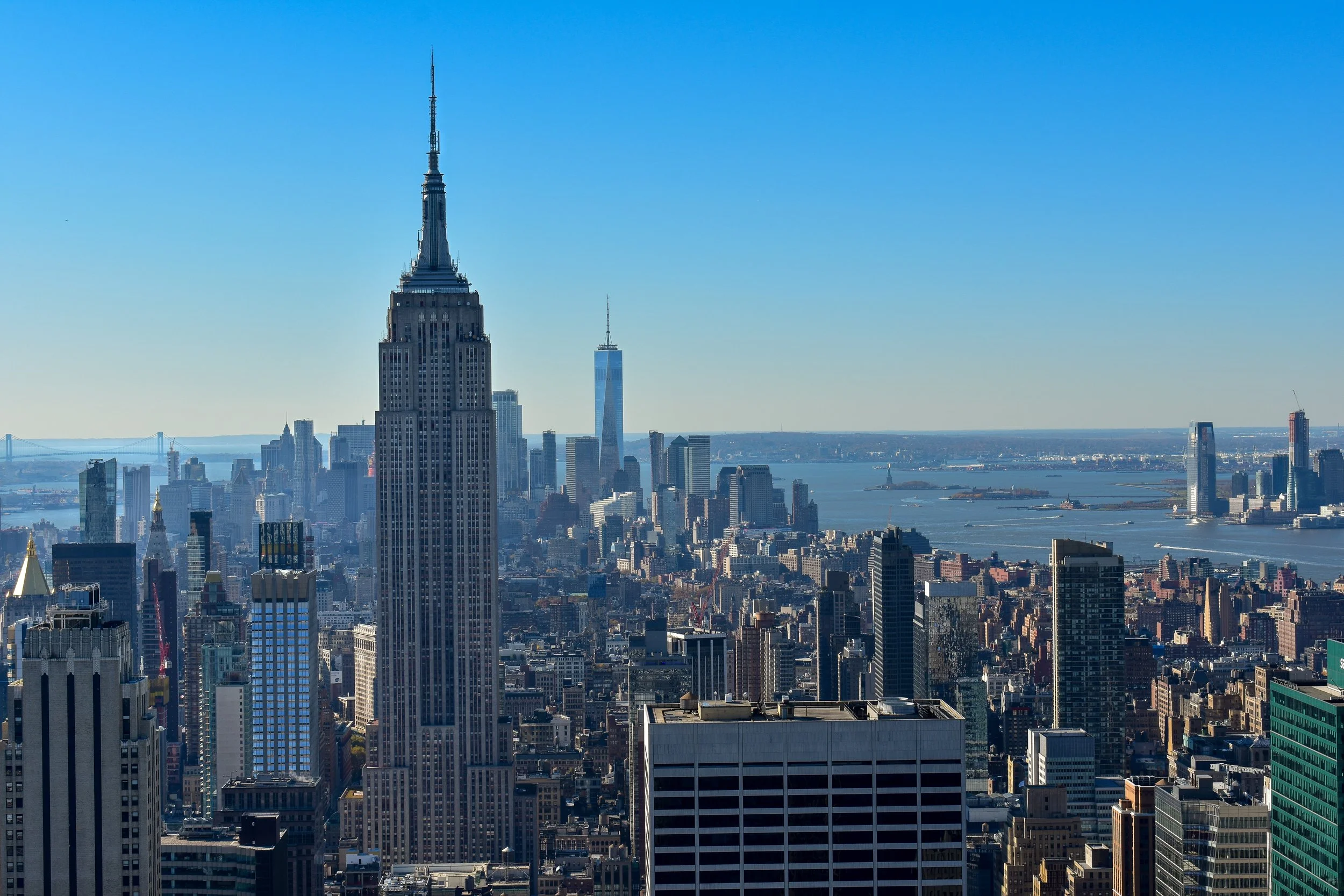  The South view from the Top of the Rock, featuring the Empire State Building 