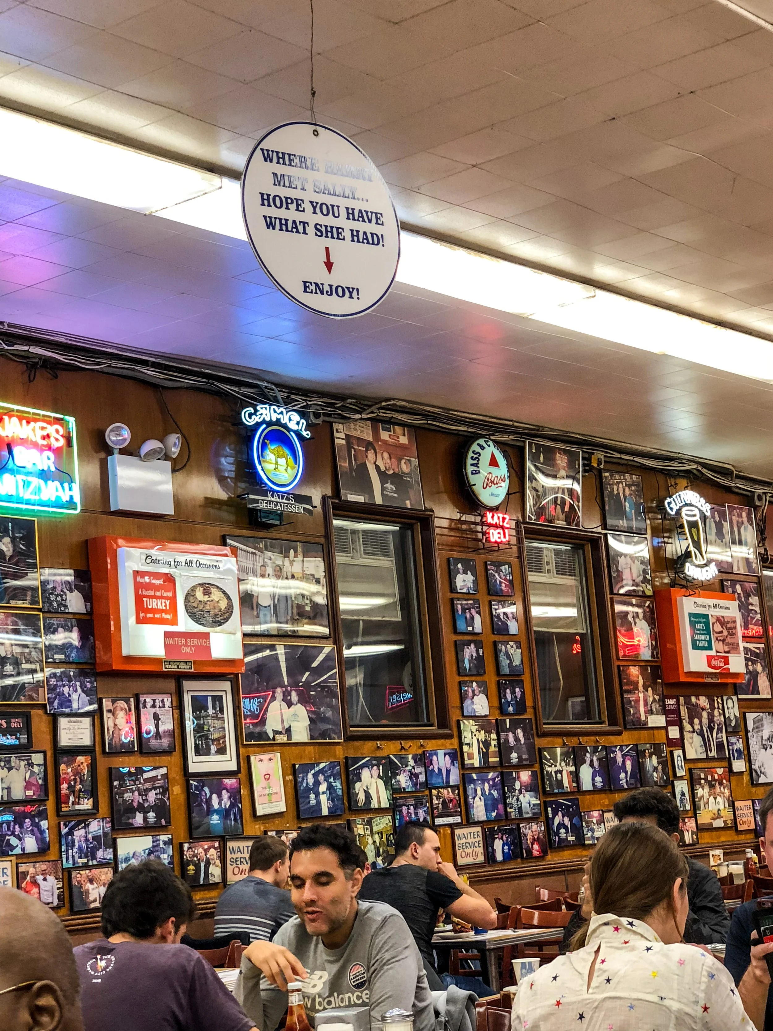  A sign noting where the infamous “When Harry Met Sally” scene was filmed 