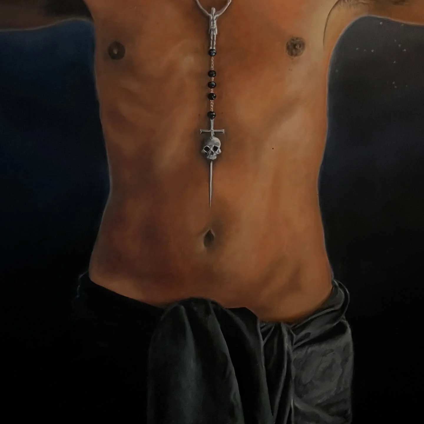 The sensual contrast of a man&rsquo;s torso, the mysteries of heart meets loin, where all desire is at play ;) 

Detail &lsquo;duality of man&rsquo; oil on canvas 
-
-
-
-
-
-
#vampiresinparis #dualityofman #oilpaintings #maleportrait #torso #arthist