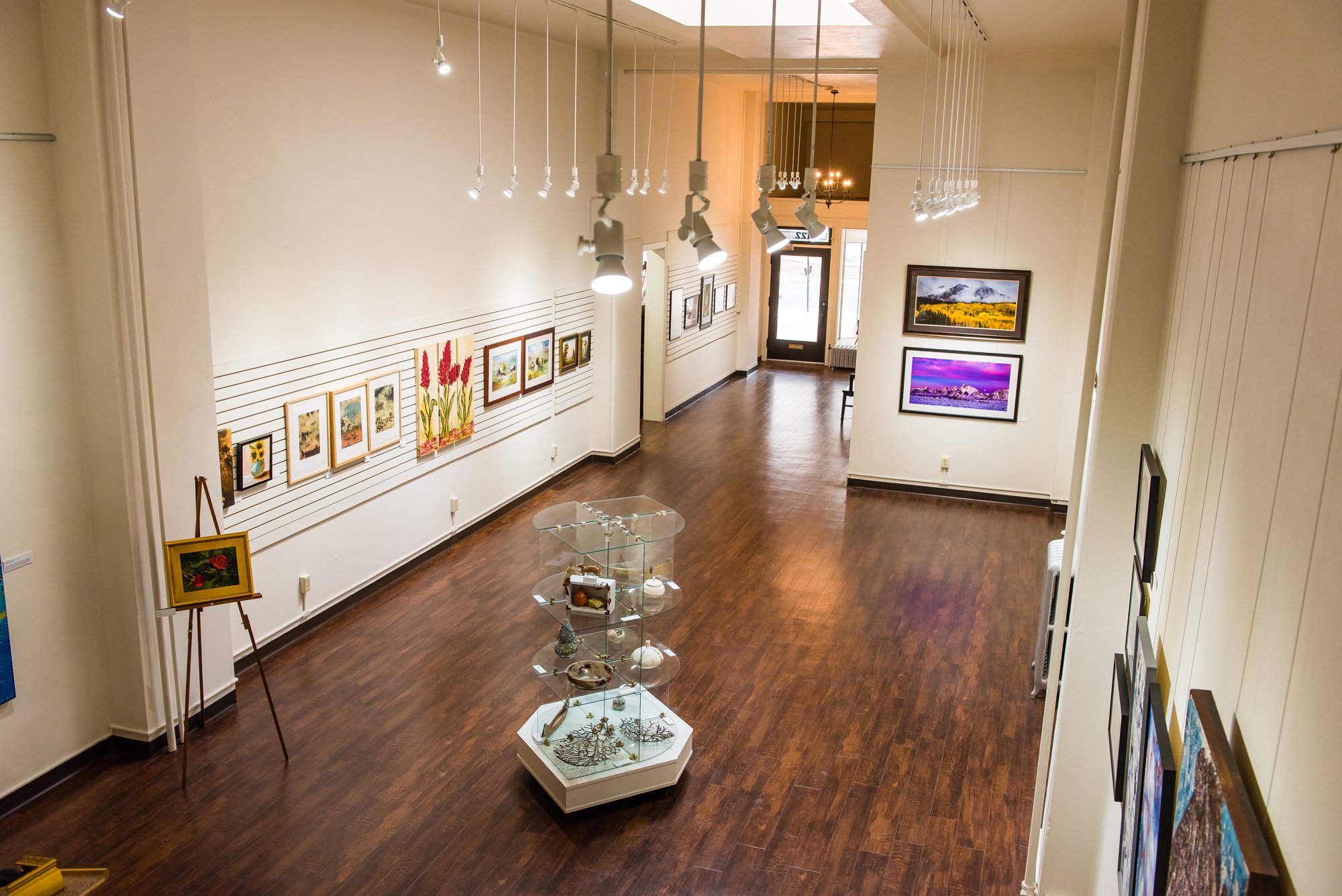SCARLOWES GALLERY