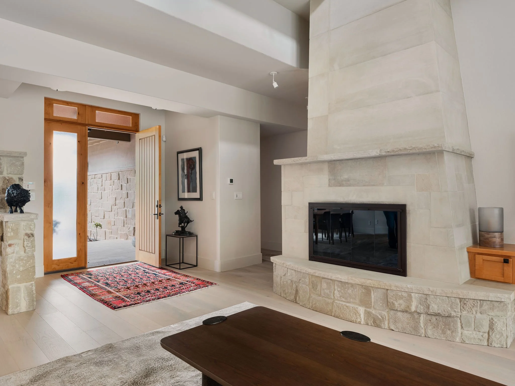 HILL COUNTRY CONTEMPORARY