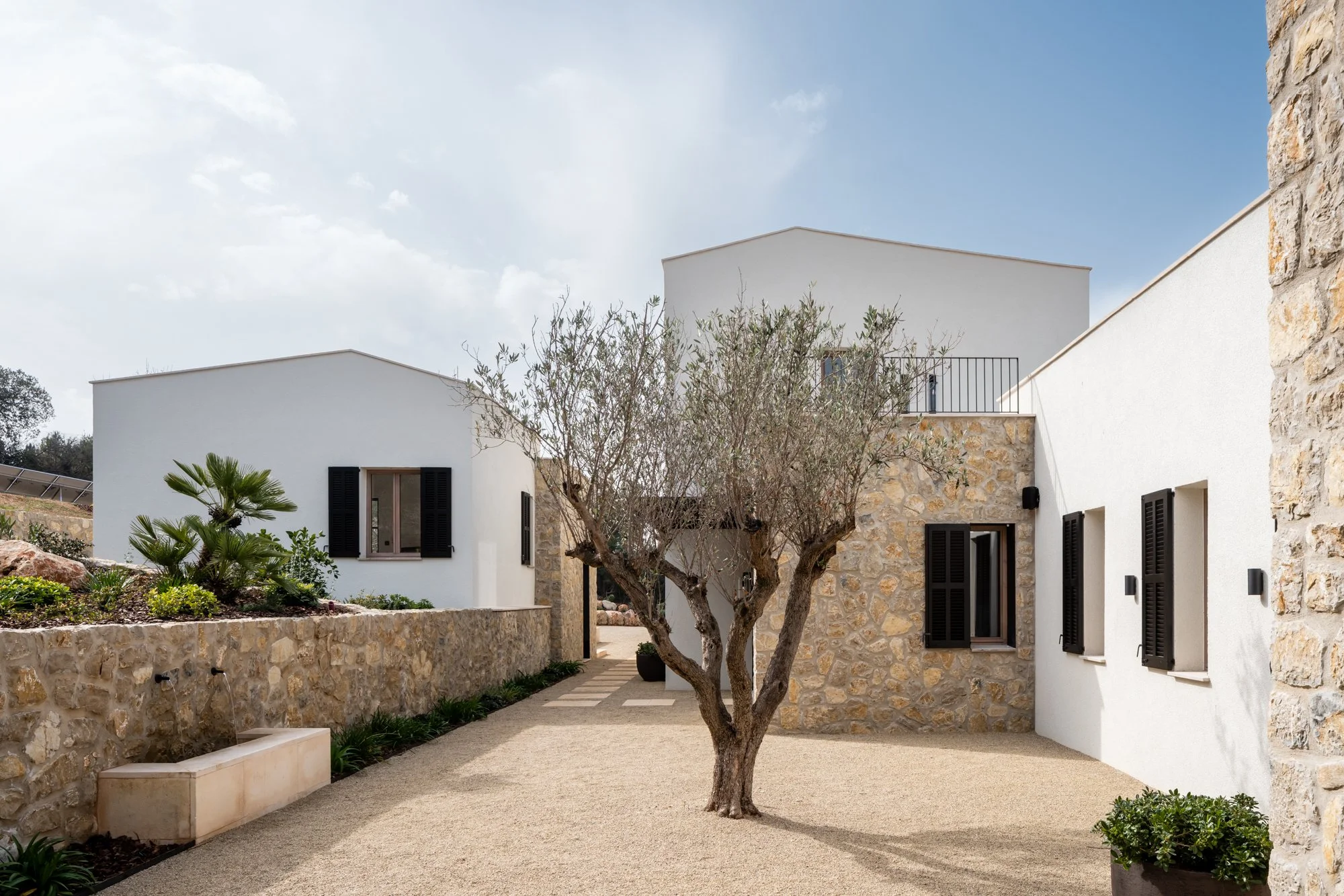 DOS Architects — TAVIS_BUNYOLA_WEB_RES-5.jpg
