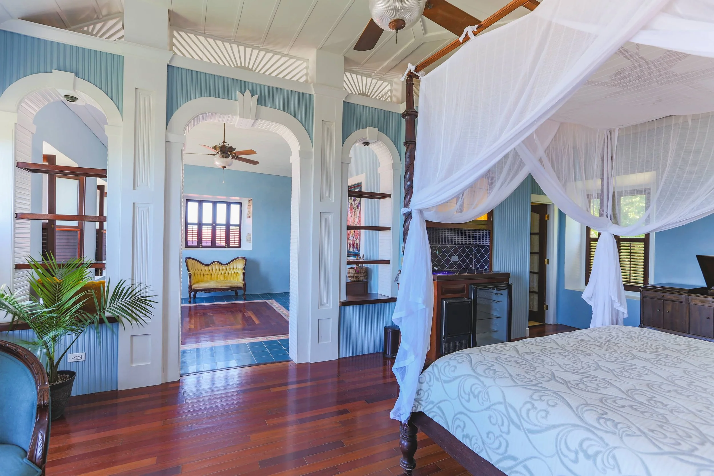 Seaview Suite 3.jpg