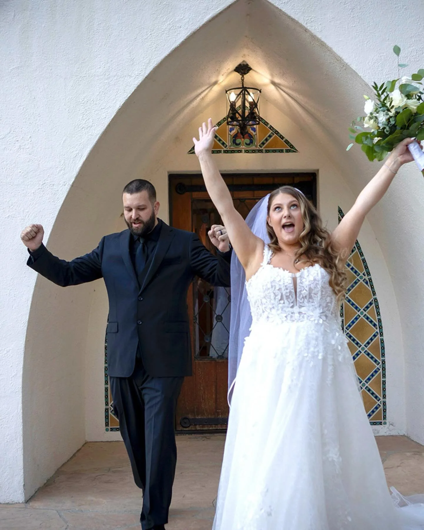 We did it &mdash; let&rsquo;s party! 🎉
Some couples can&rsquo;t wait to get to their cocktail hour, and honestly&hellip; I love that. The moment is just as important as the photo.

The first image isn&rsquo;t of Alexa and Gavin being announced &mdas