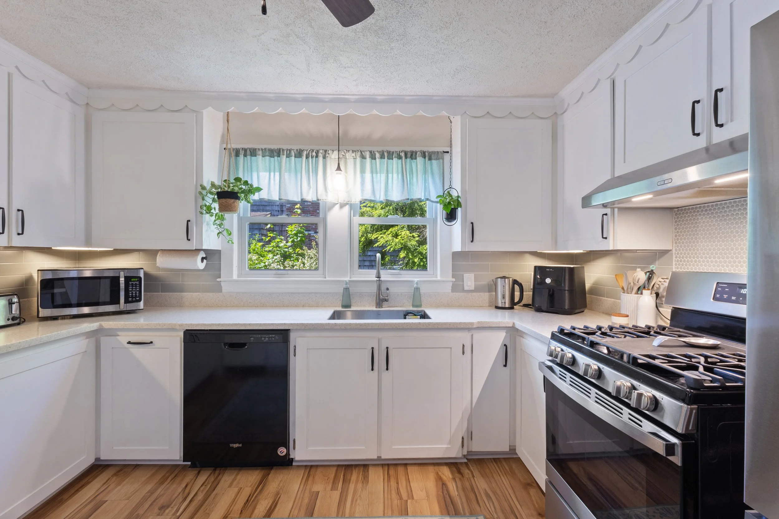 11_Southgate_Ave_050.jpg