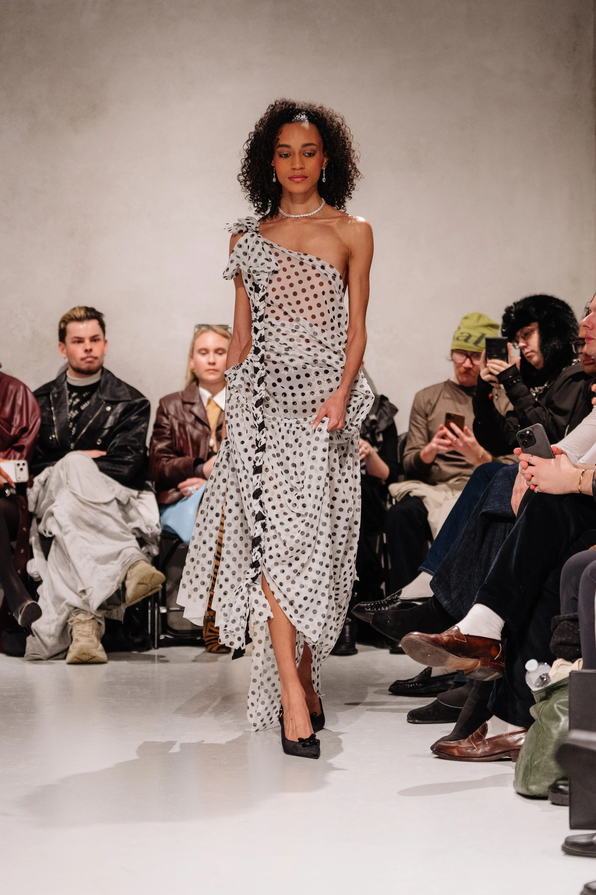 Poet-Lab_AW26_Runway1_by_ MarcusHartelt_for_LFW_7.jpg