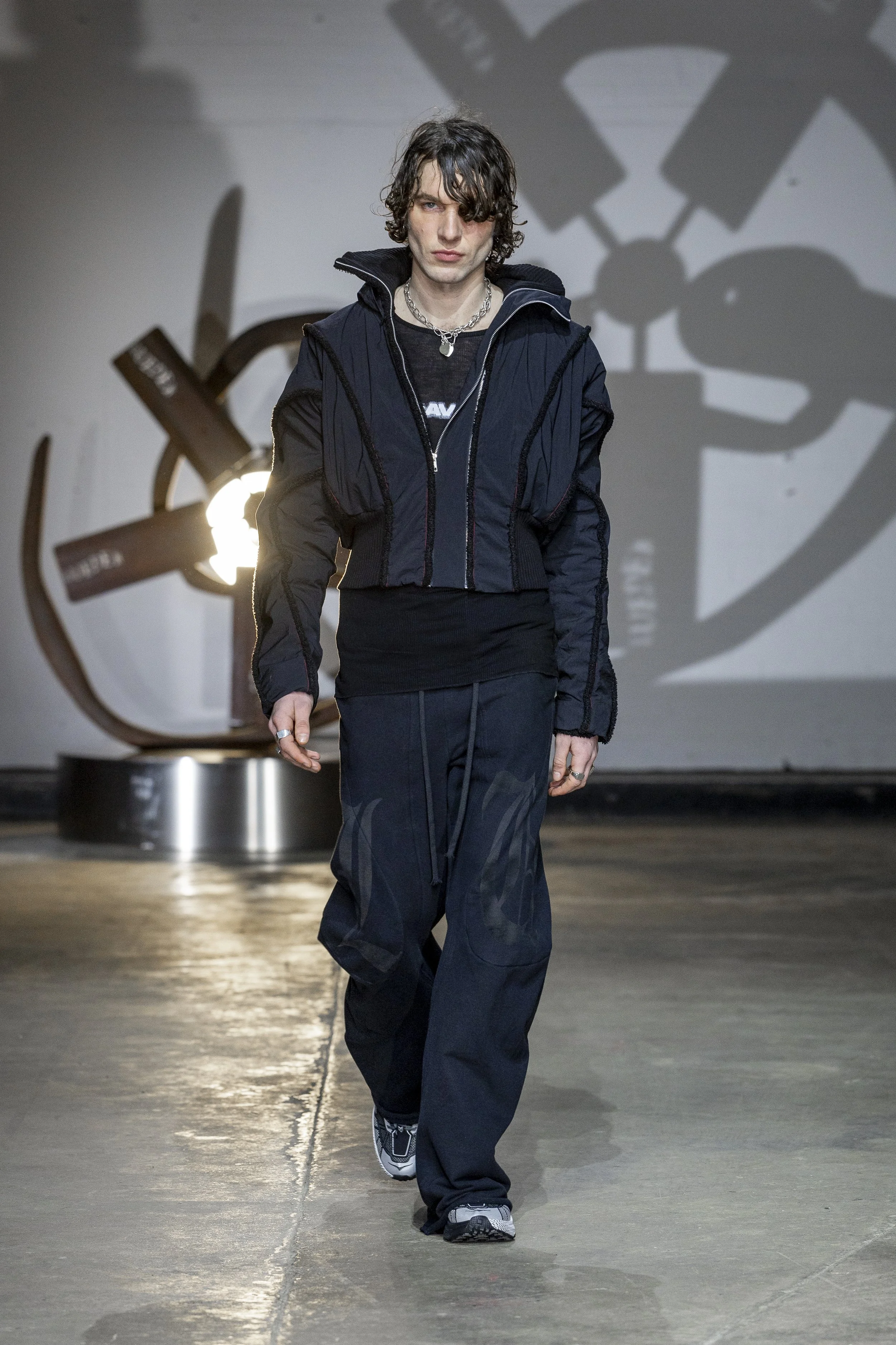 Lueder_AW26_Show V4005.JPG