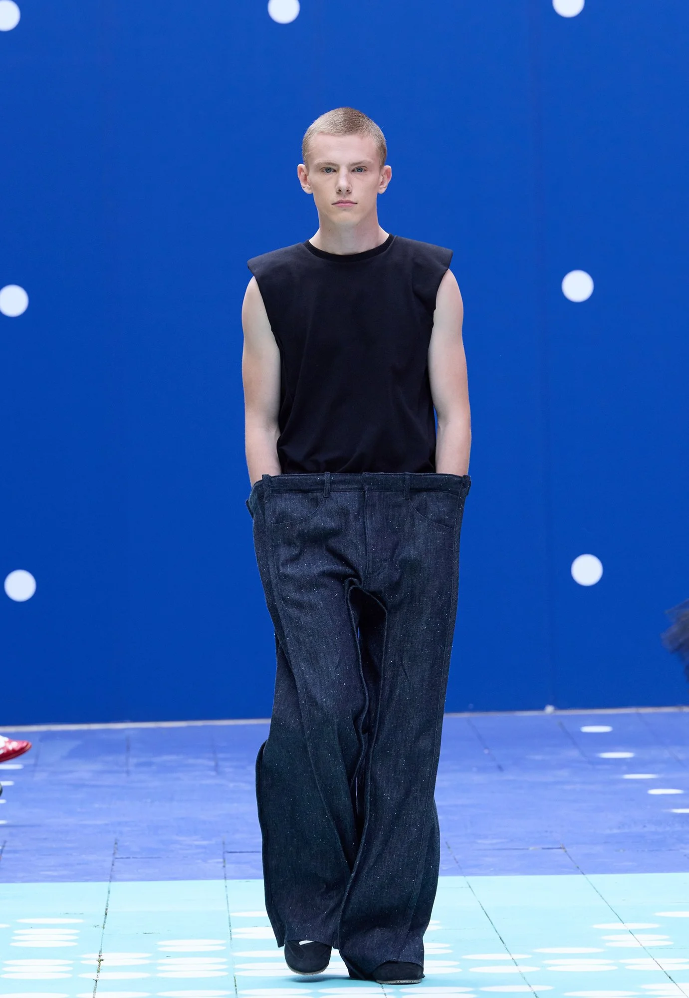 Look_4.jpg