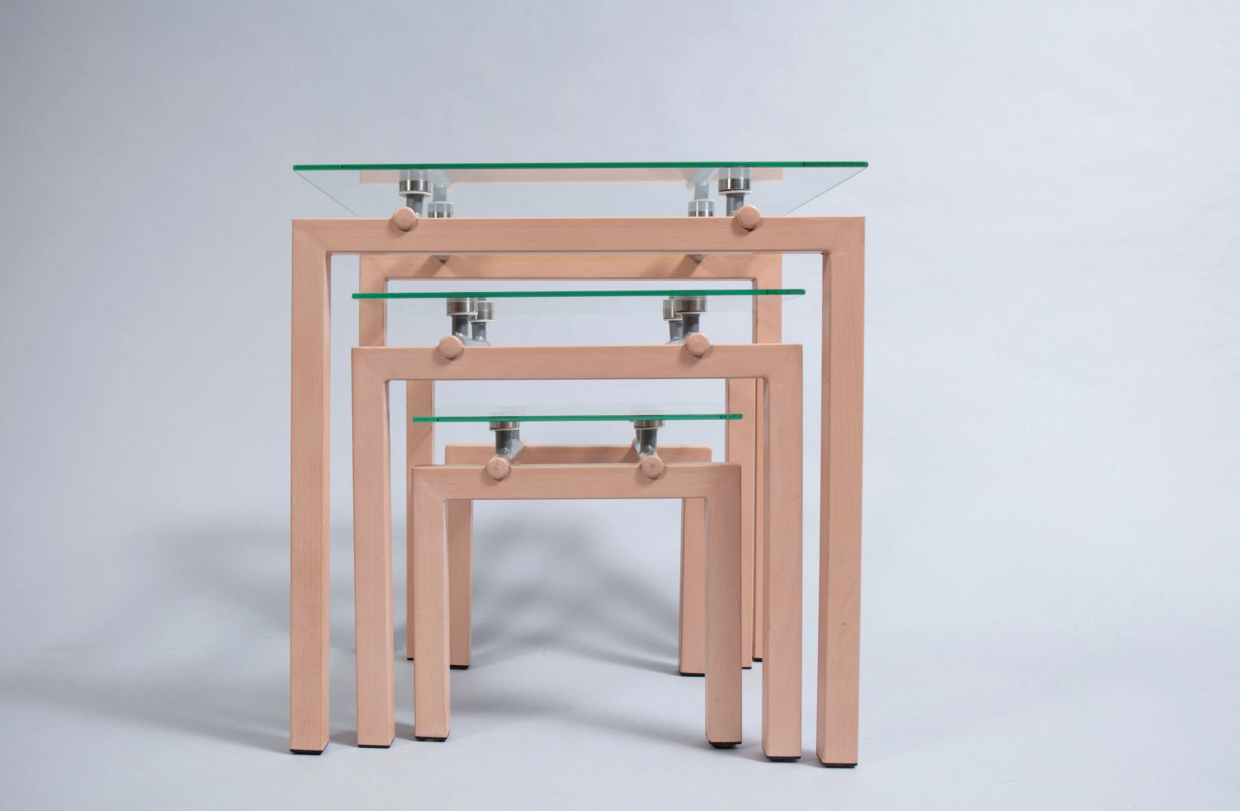 90s nesting table (3) made of painted metal and tempered glass