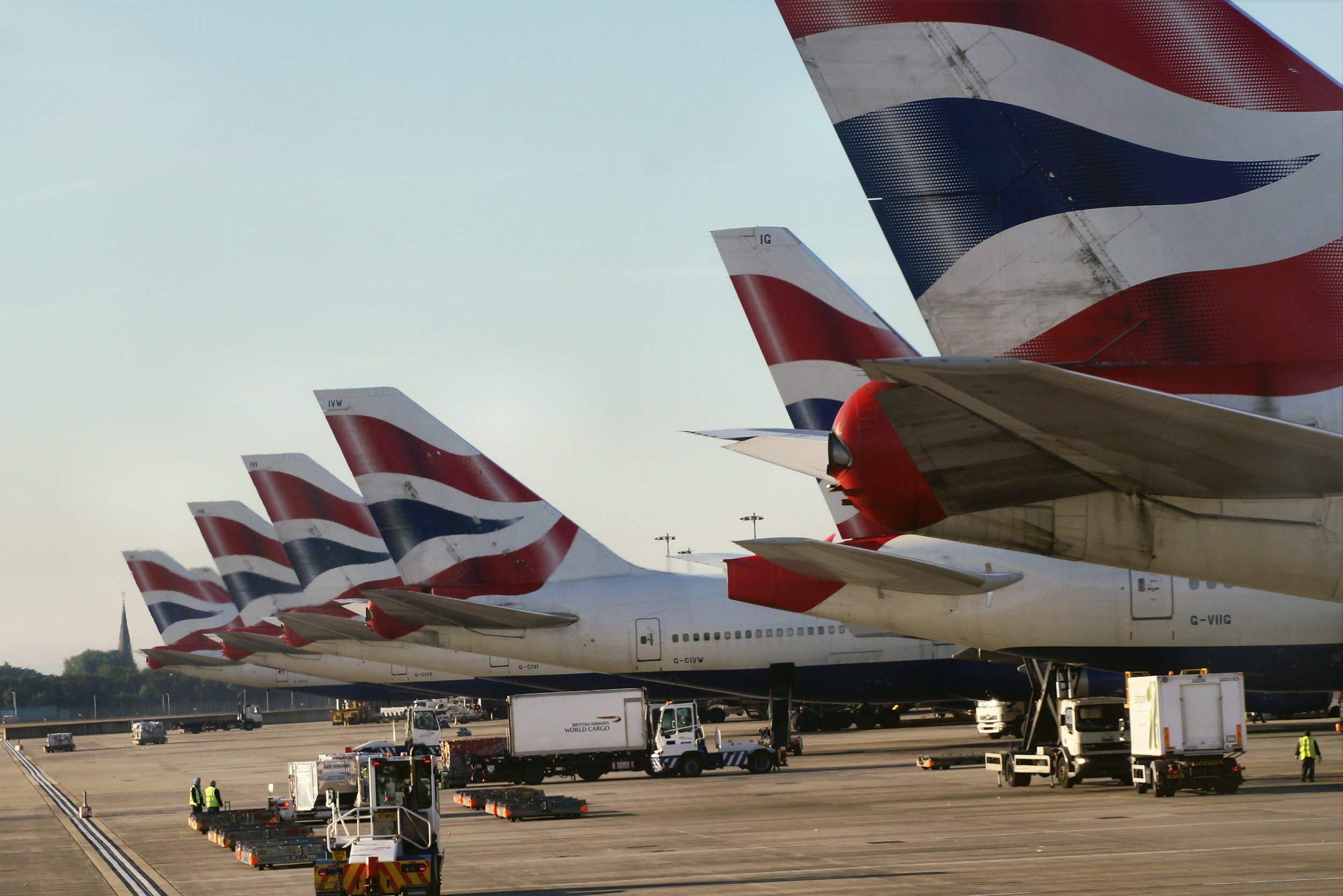 Clients Leaving the UK? How Advisers Can Stay Ahead with AdviceTech