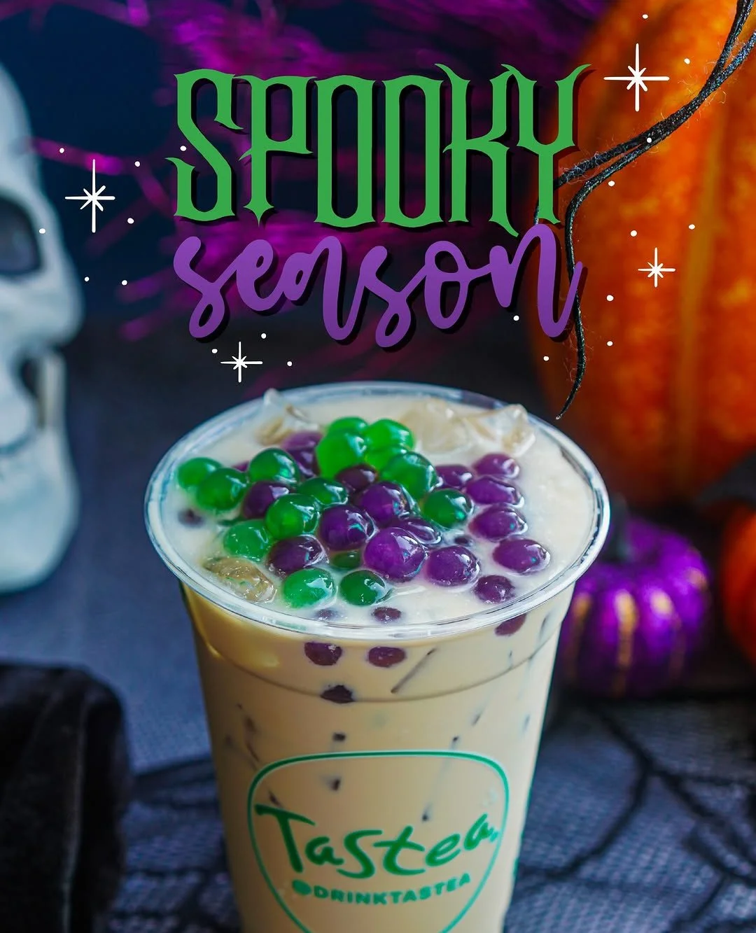 Feeling spooky? ๐ป For a limited time, sip on purple & green boba at @tasteadeltashores!
#shopyourcommunity #shopeatplay #deltashores #tastea #boba #bubbletea