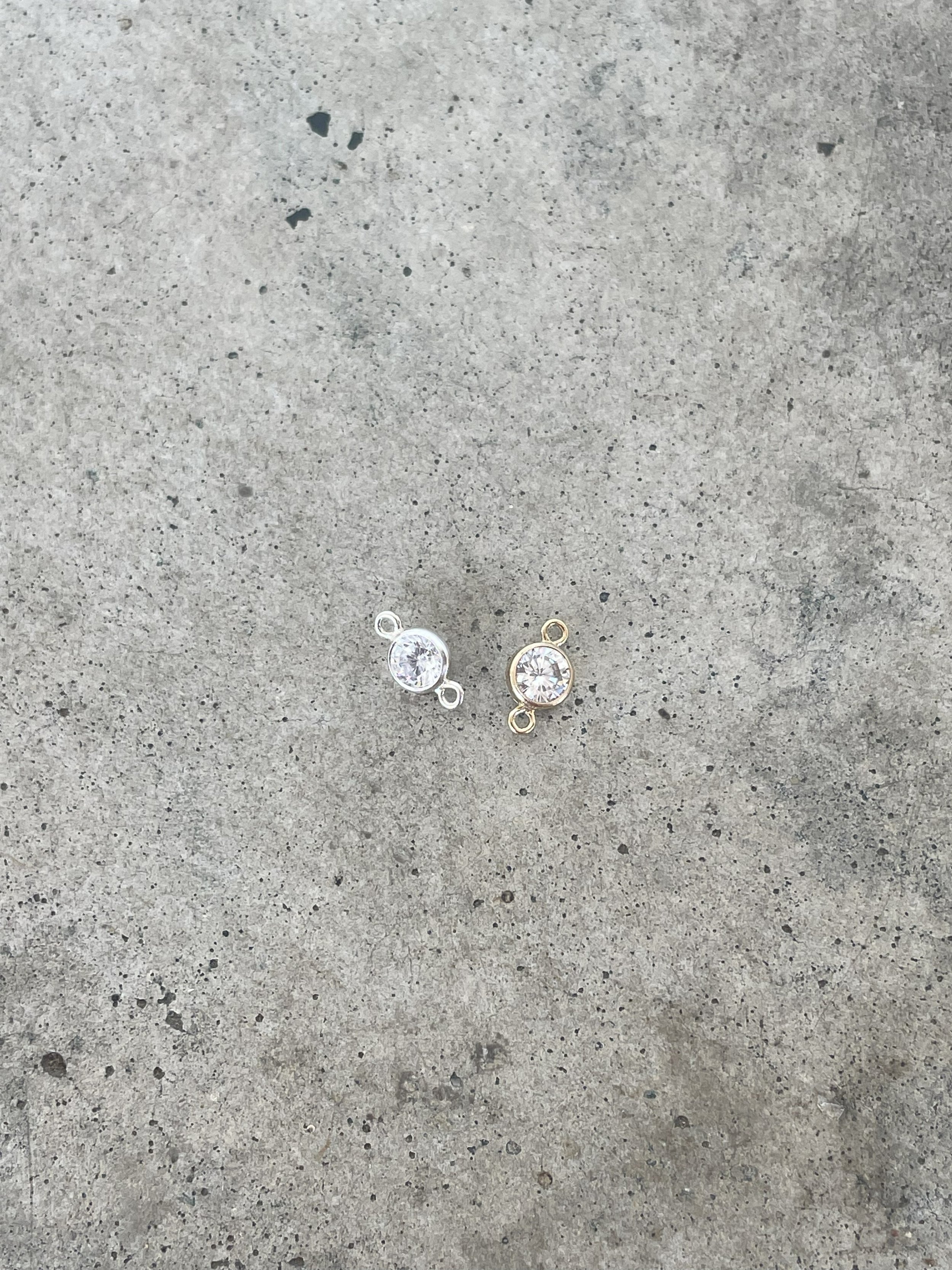 Small Diamond Connectors