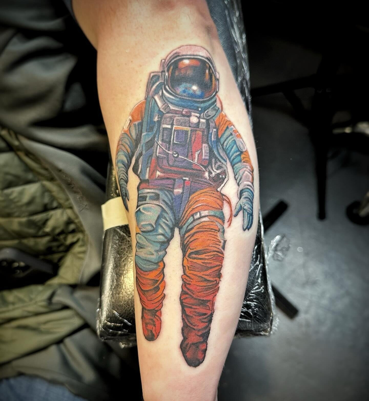 #astronaut by @charlie77garrett 
.
.
#astronauttattoo #space #astro #nasa #atlantatattoo #memorialtattooatl