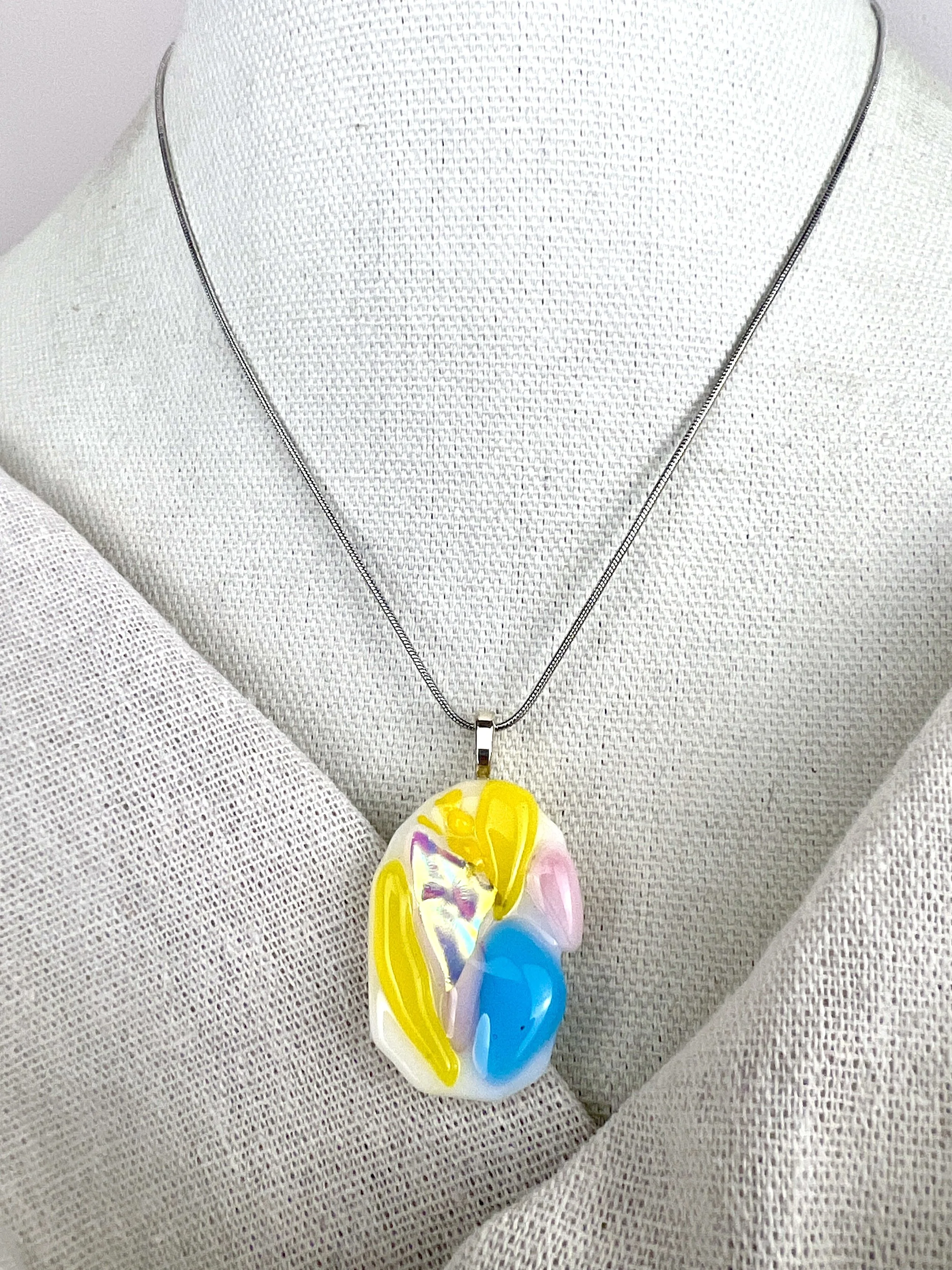 Dichro Bloom Pendant – Handcrafted Fused Dichroic Glass Necklace
