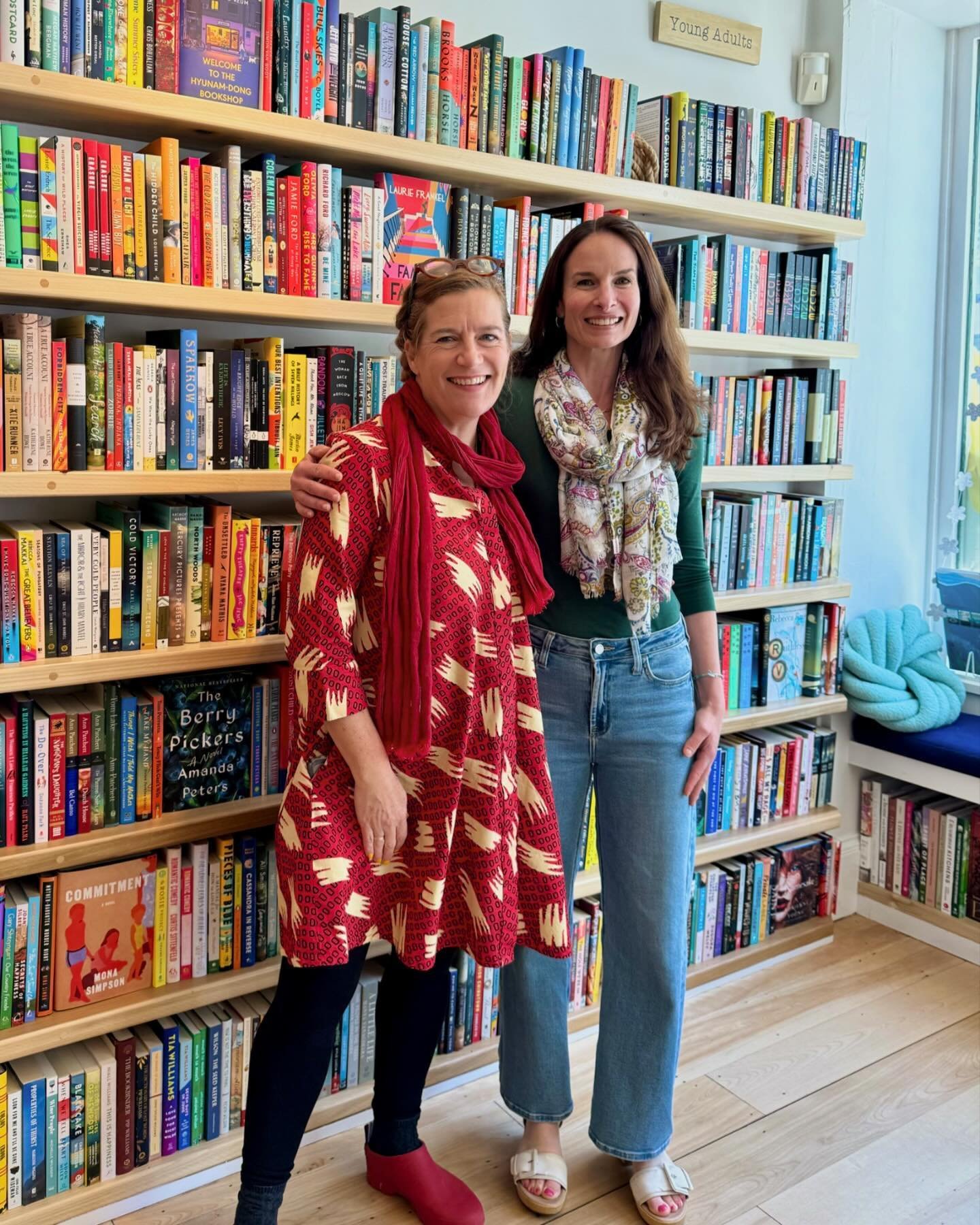 Seeing stars! ⭐️

Yup, we just had the most delightful visit with 2x Caldecott medalist, and NYT Bestselling author-illustrator, Sophie Blackall! We proudly carry a beautiful selection of her beloved children&rsquo;s books, including her newest relea