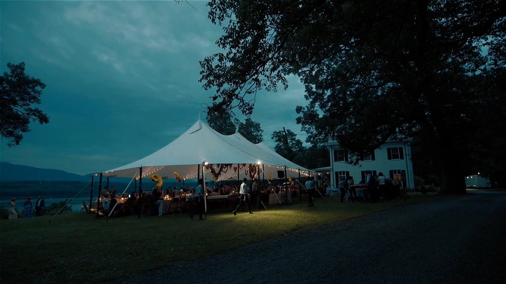 River Story Weddings