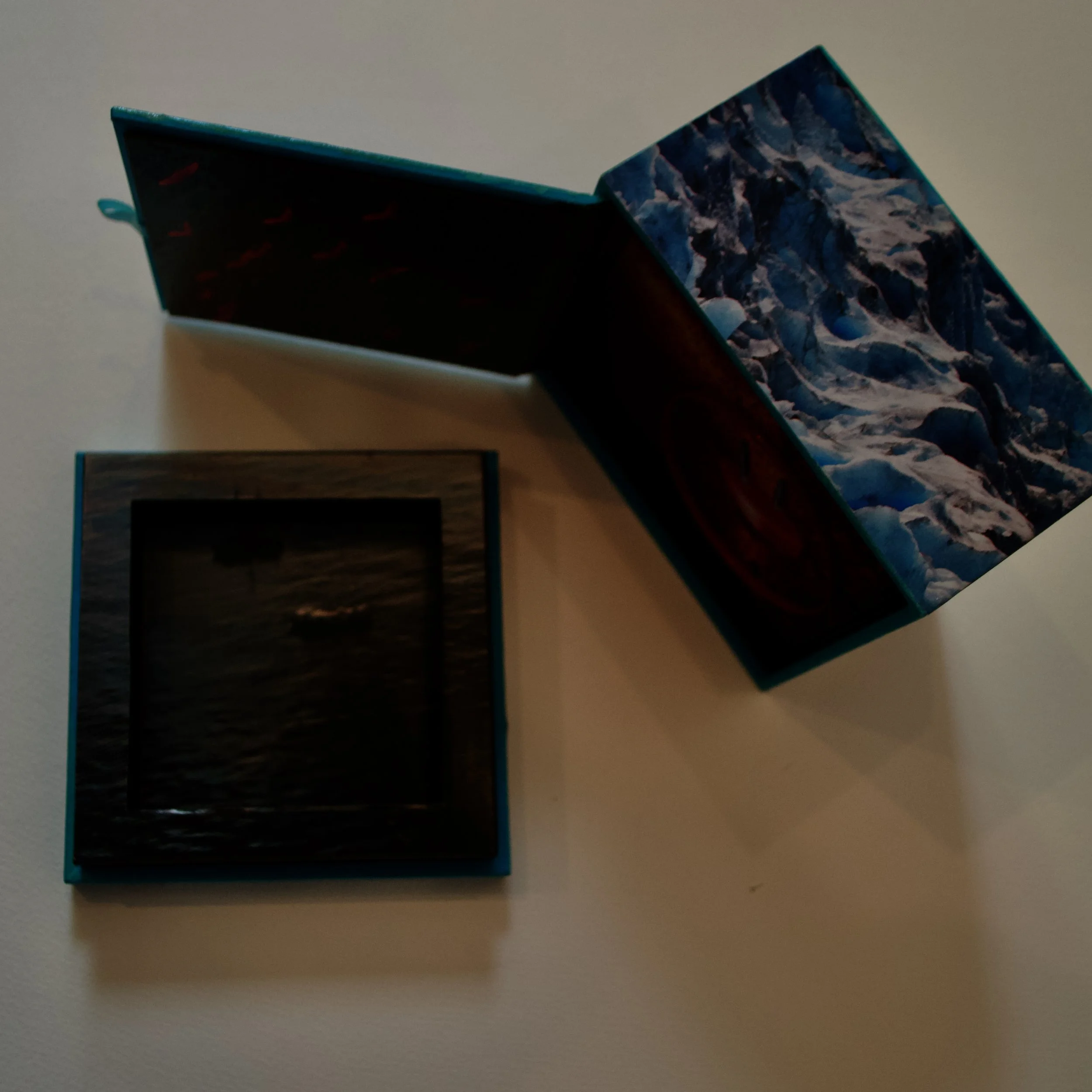 It's Getting HOt in Here (side and bottom).jpeg