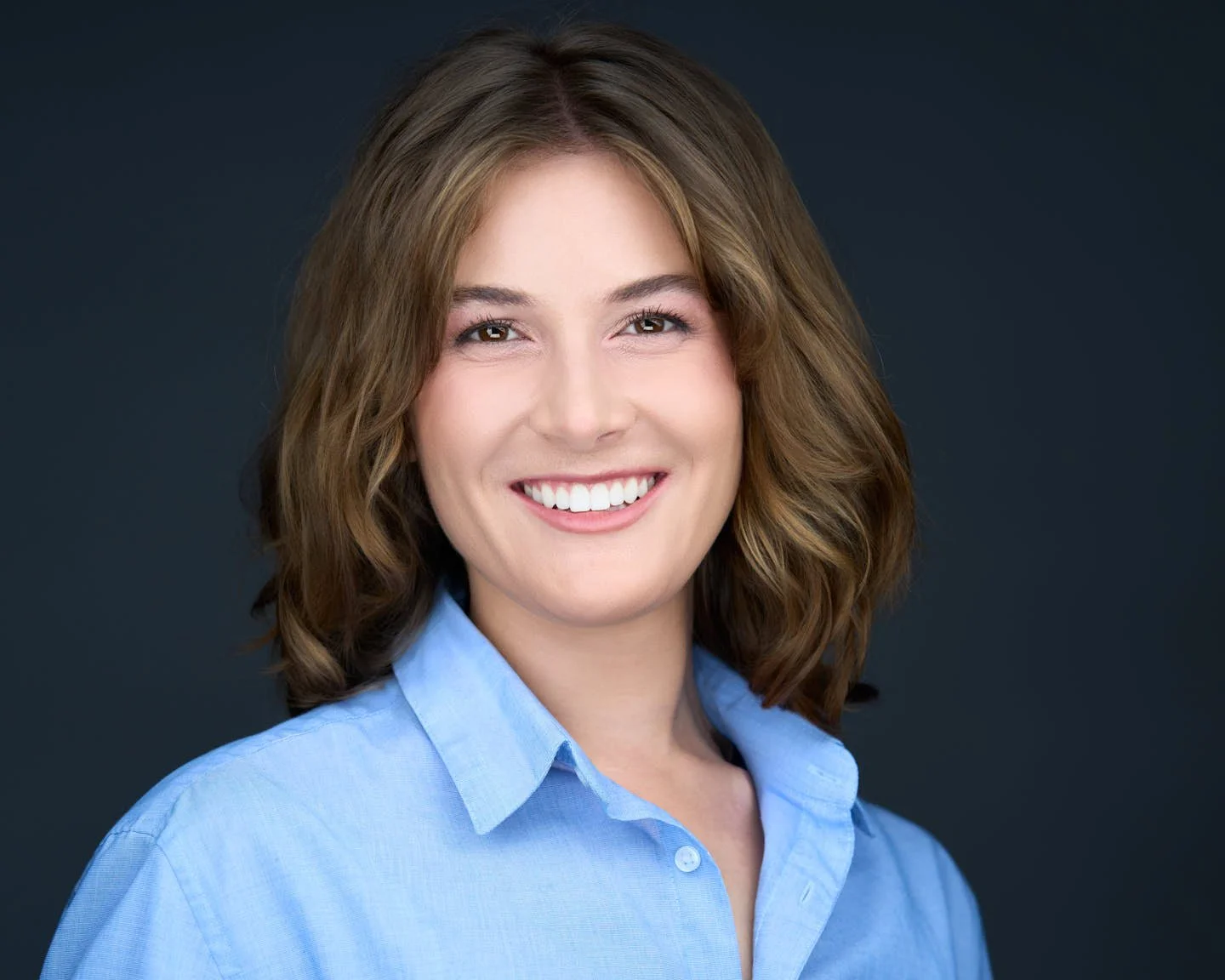 Professional and Corporate Headshot Photography Studio Oakville Burlington Caitlin Taylor0873-Retouched.jpg