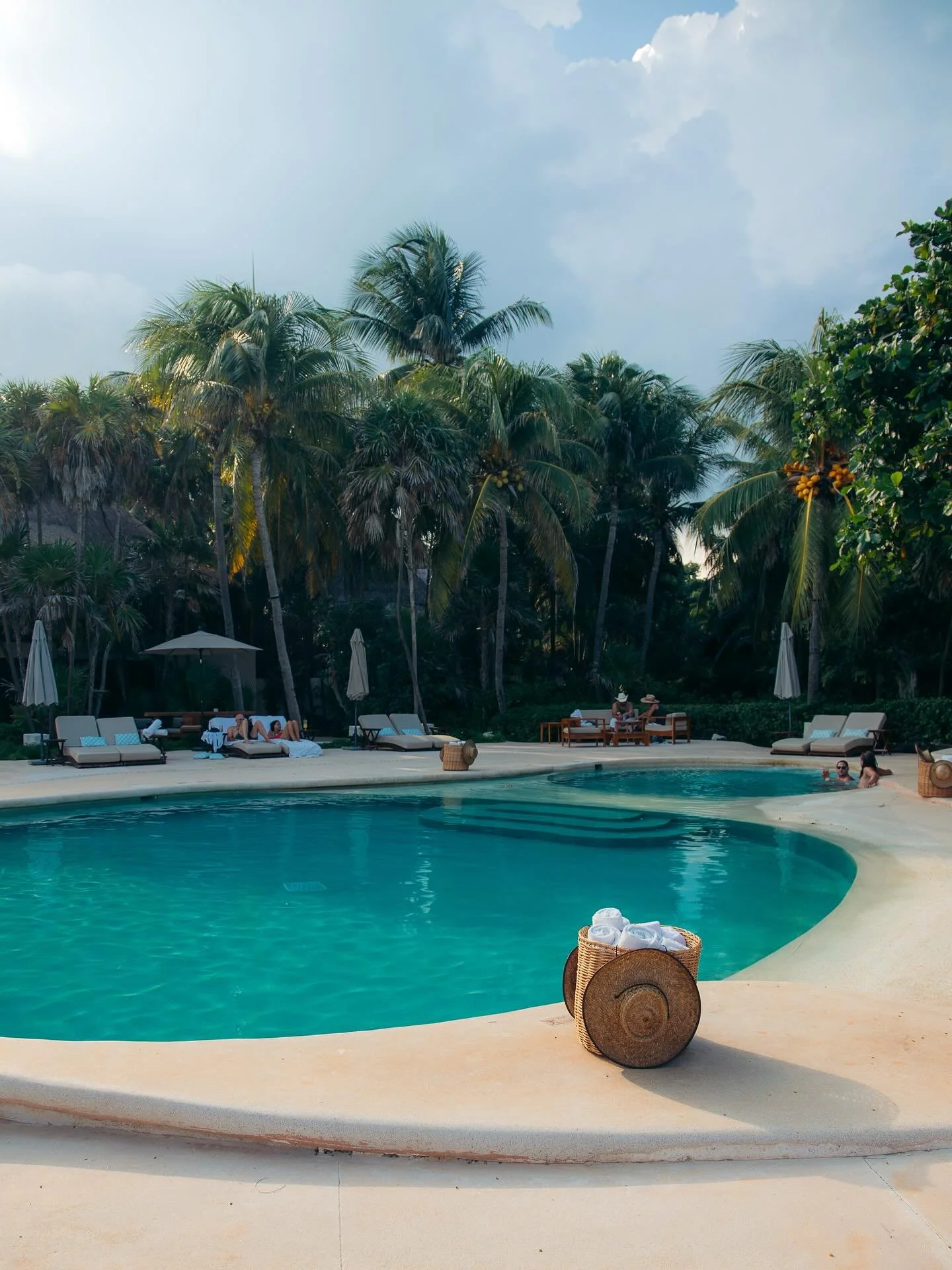 Found paradise at @viceroyrivieramaya 🌴🥥