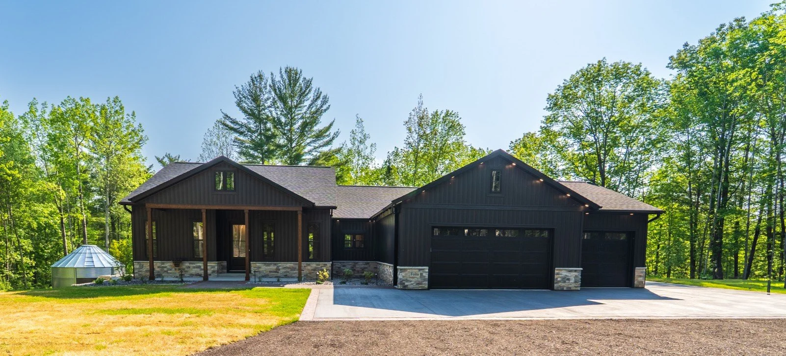 Over 25 Key Questions to Ask Before Hiring a Wisconsin Custom Home Builder