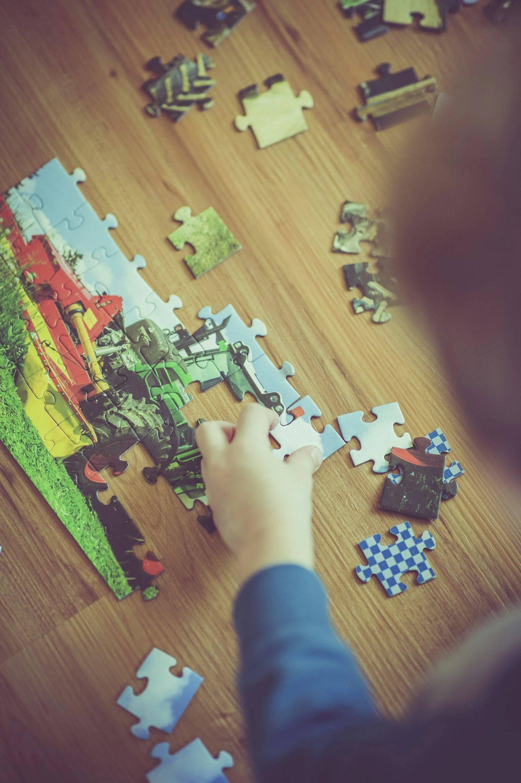 Jigsaw Puzzle Showdown: Head-to-Head Battle
