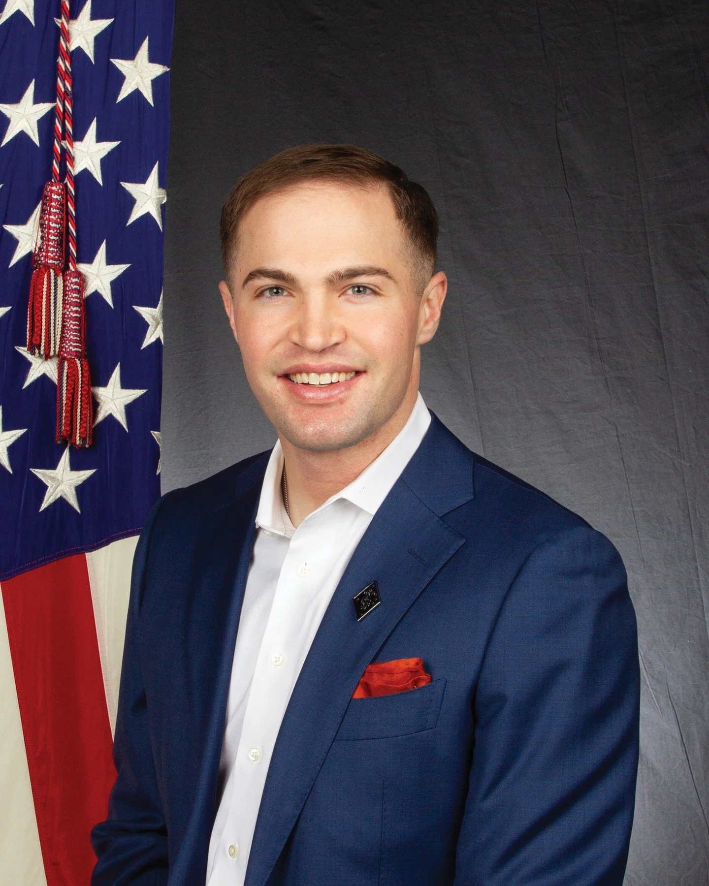 Noah, a USMC infantry officer, is heading to Harvard Kennedy School and MIT Sloan to pursue a joint MPP/MBA, and he credits one thing above all else with getting him there: being paired with a S2S ambassador who had lived his story. A fellow Infantry