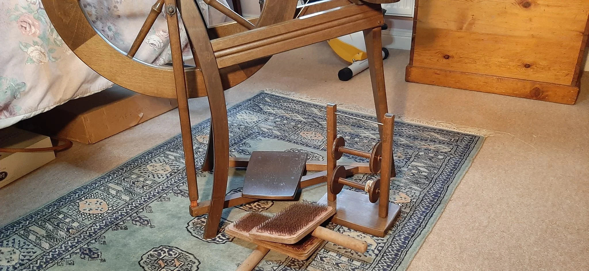 Ashford Spinning Wheel — Somerset Guild of Weavers, Spinners & Dyers