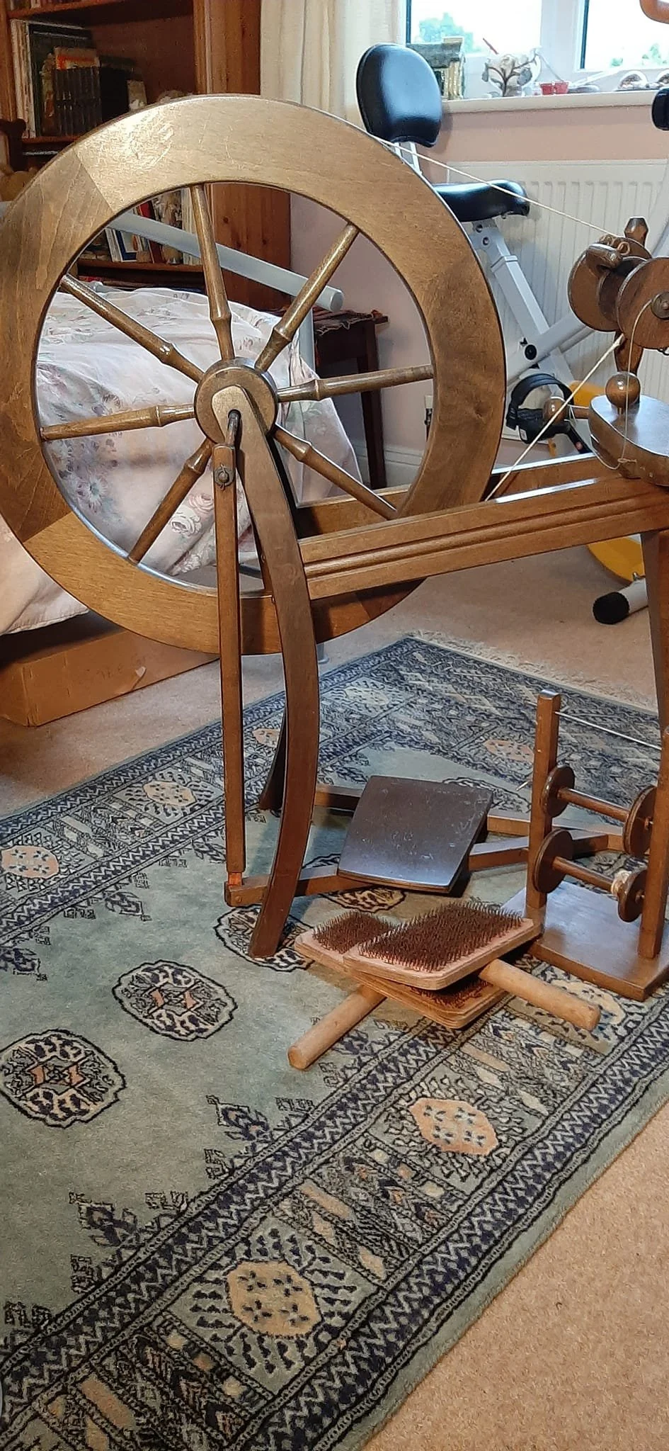 Ashford Spinning Wheel — Somerset Guild of Weavers, Spinners & Dyers