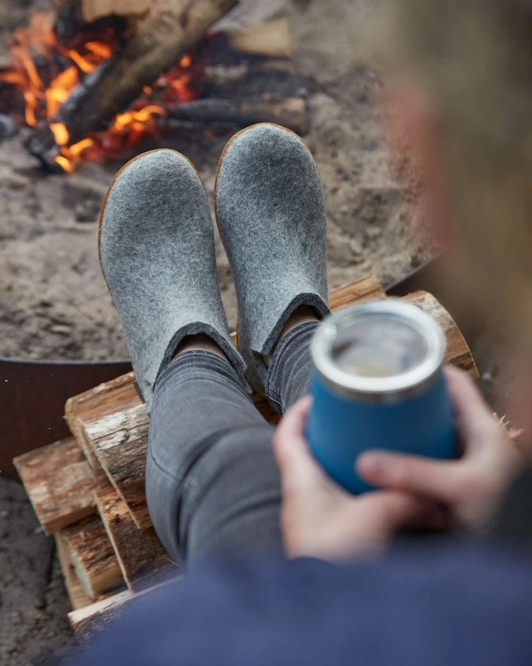 From crackling campfires to cozy mornings and slow afternoons &mdash; Glerups are made for every kind of comfort. 
Inside, outside, always with you. We&rsquo;ve got &lsquo;em.

#Glerups #CozyVibes #EveryStepComfort #StuffFinds