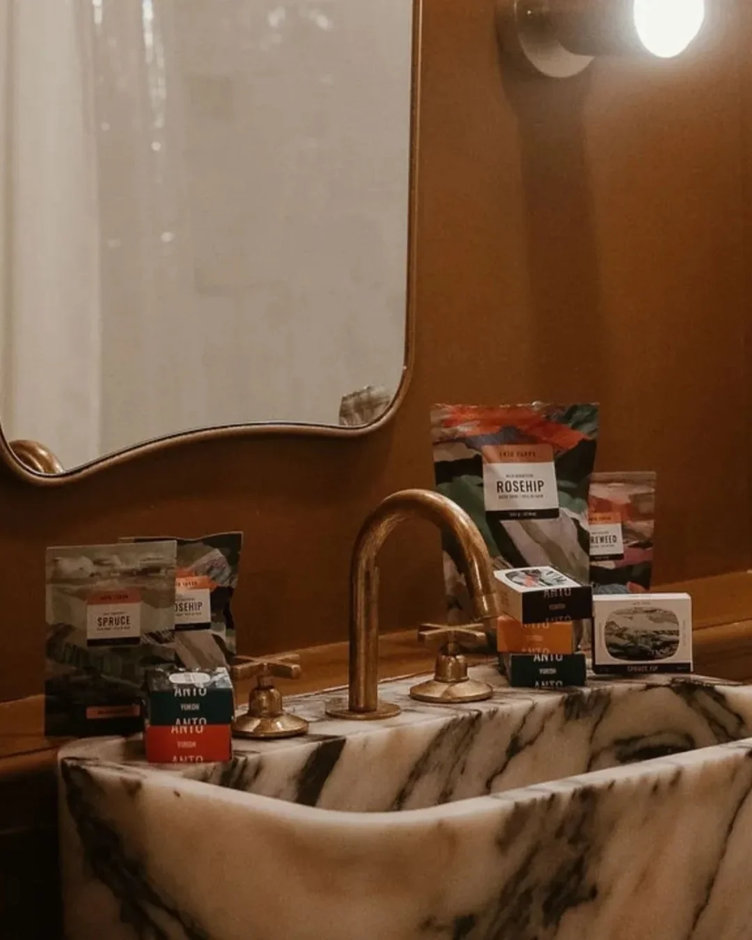 Spring just got here. Time to treat yourself before the season gets busy. 🌿🛁

Come grab your favourite bath soaks in store.