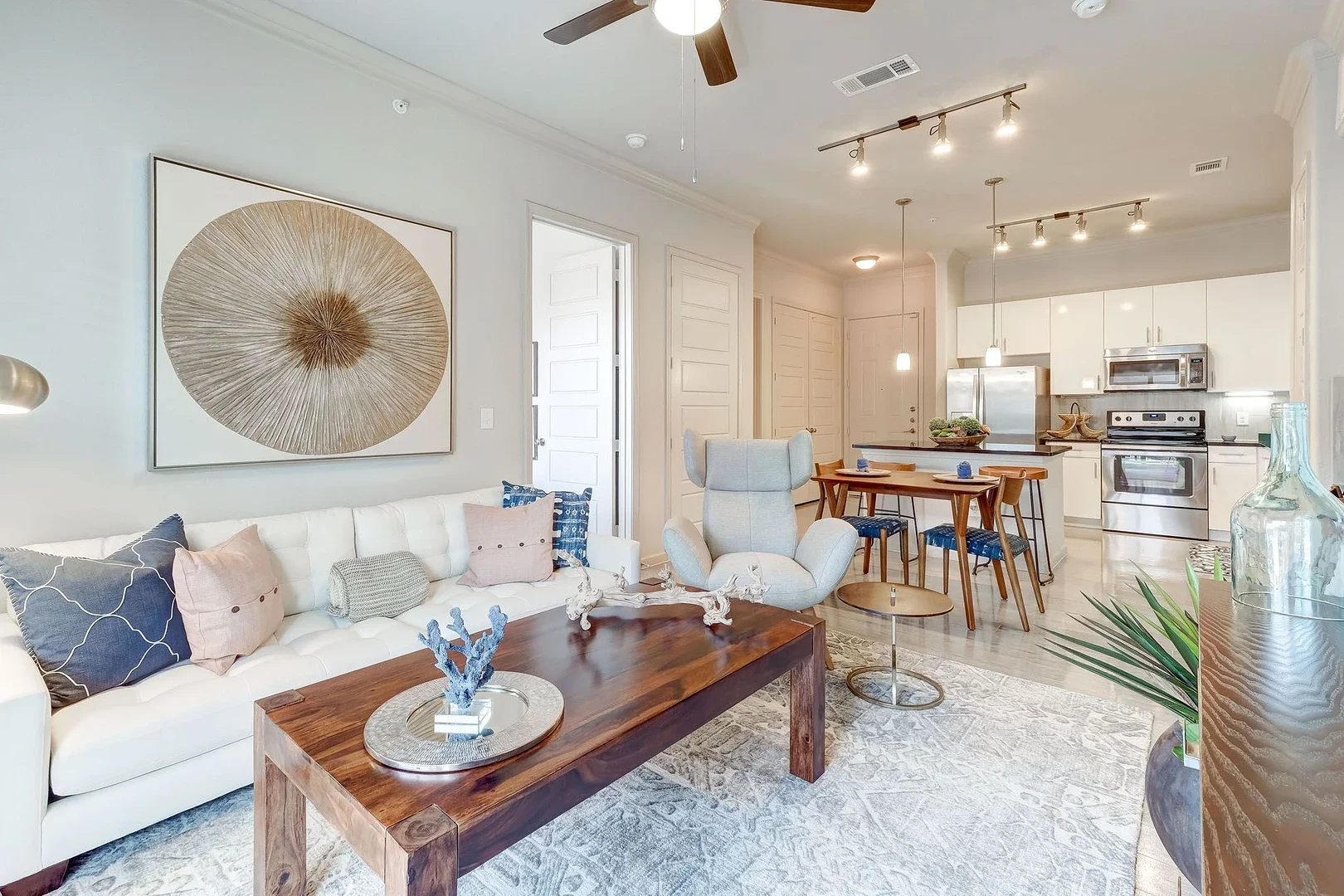 McKinney Square Apartments (Dallas, Texas) (13).webp
