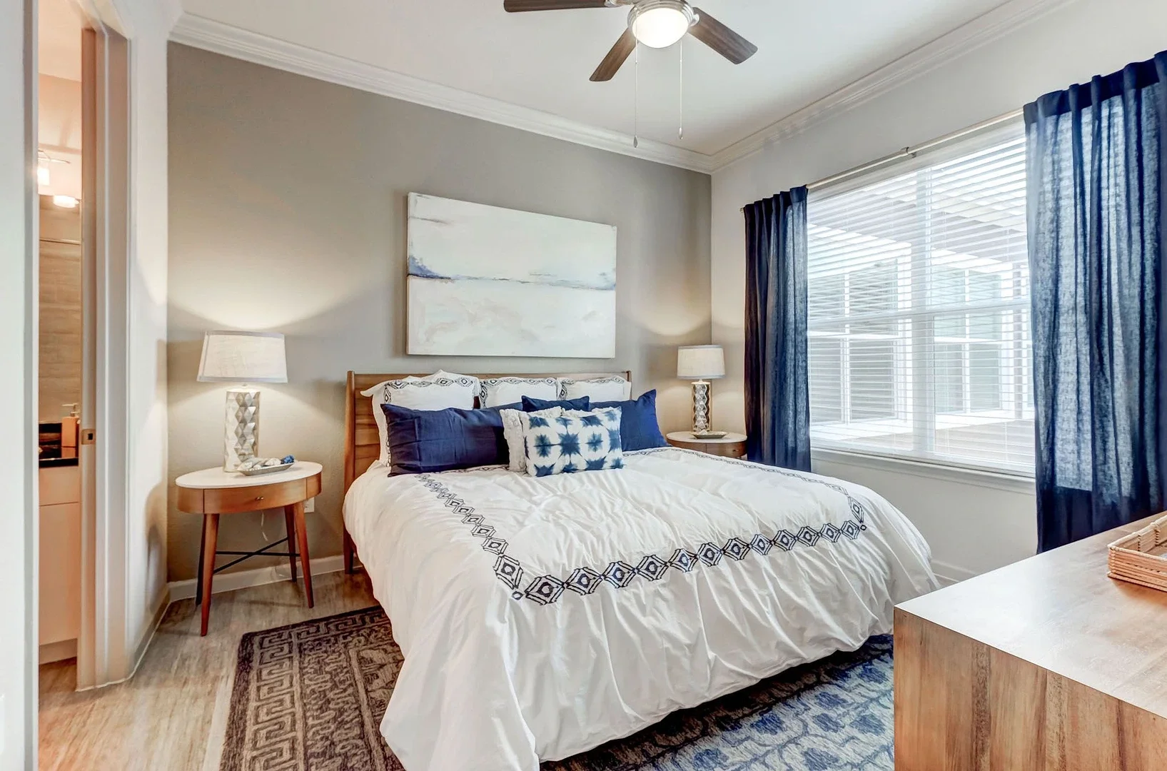 McKinney Square Apartments (Dallas, Texas) (1).webp