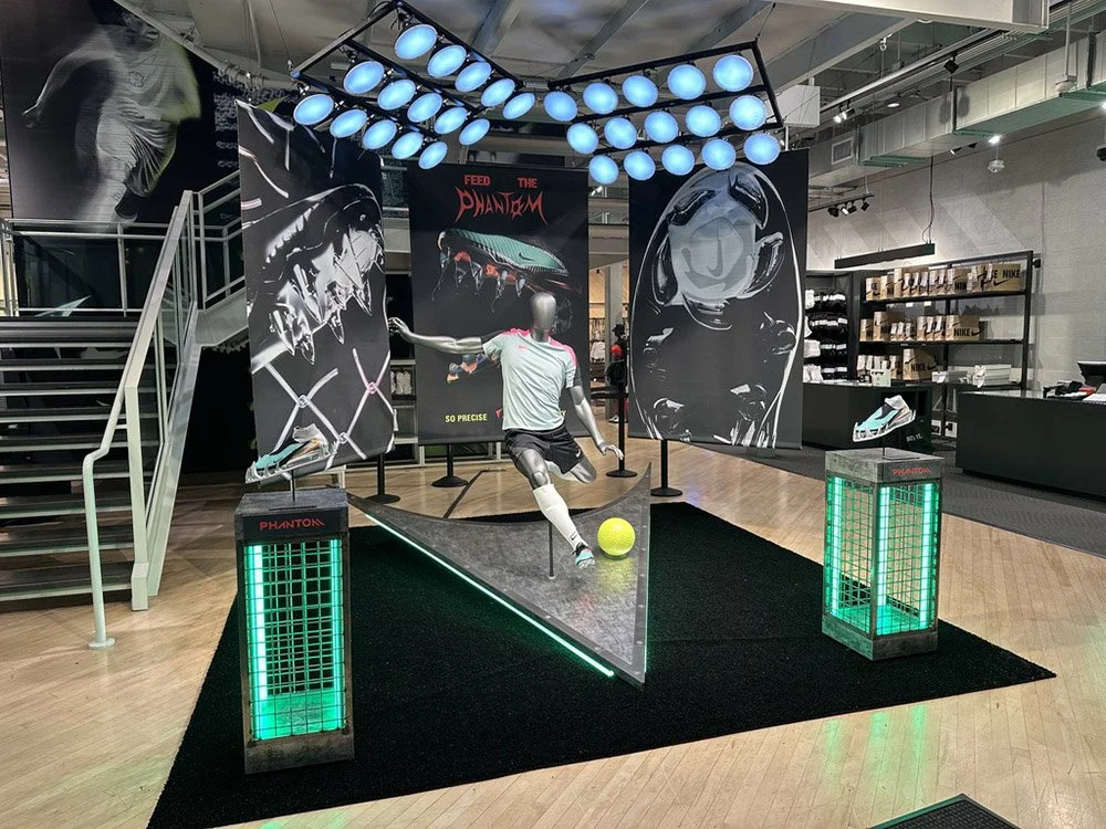 Nike-Retail-Displays-3.jpg