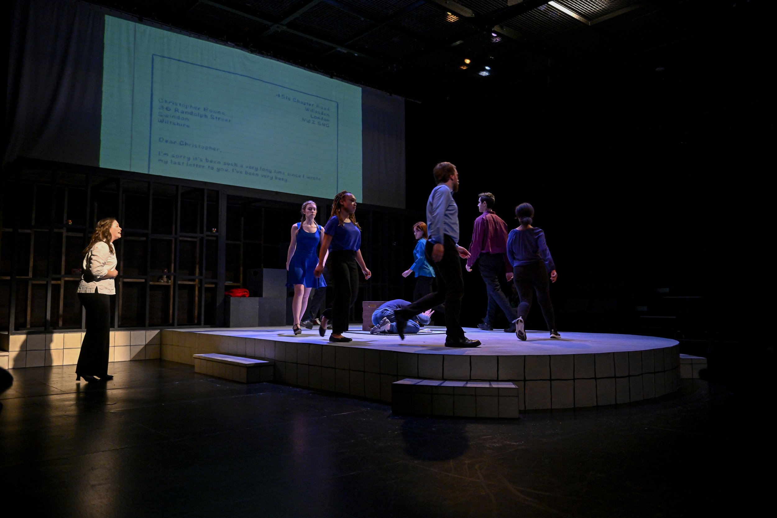 The_Curious_Incident_of_the_Dog_in_the_Night-Time-0210.jpg